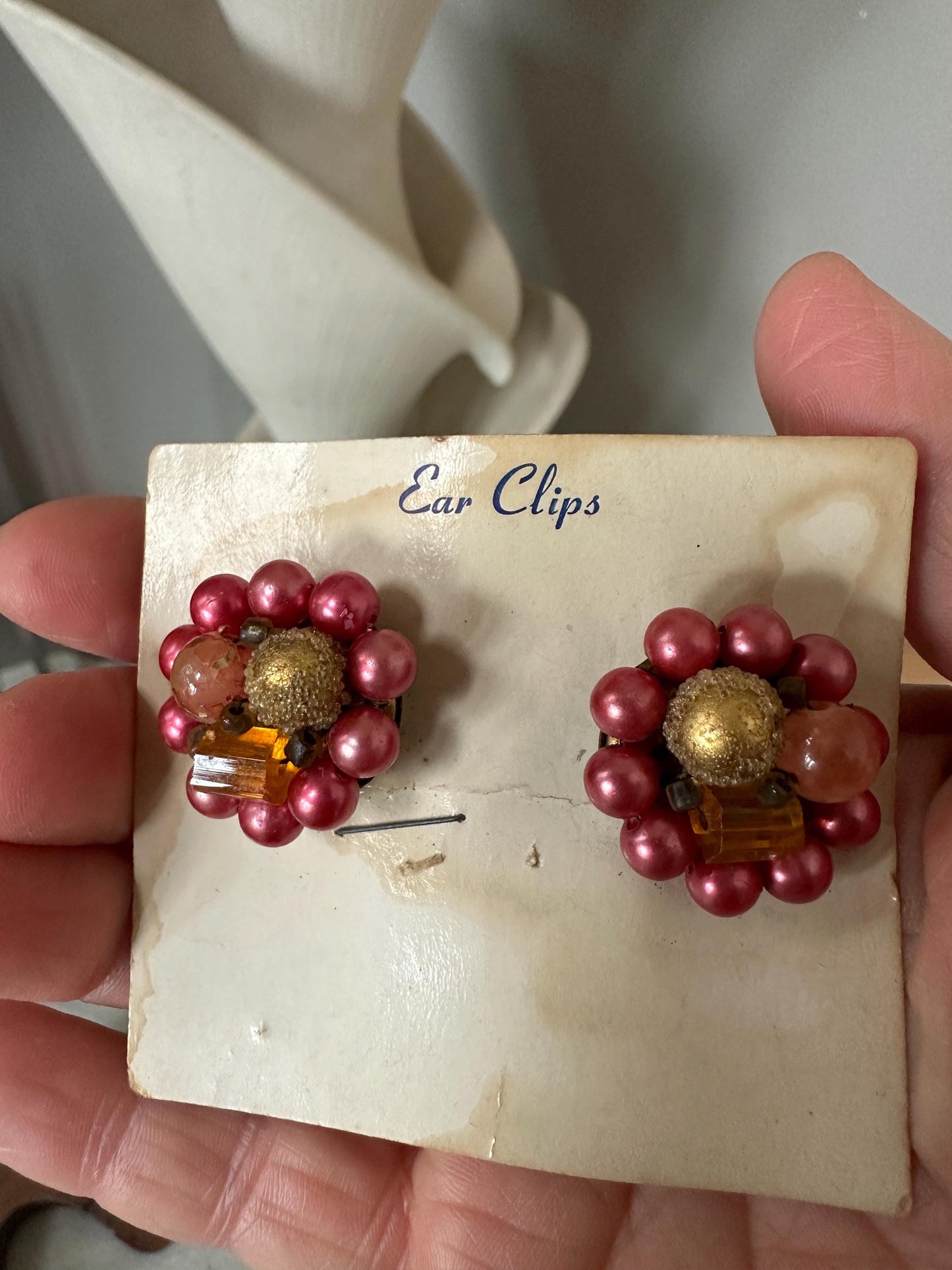 Vintage Japan Bead Cluster Clip On Earrings: Pink & Gold Costume Jewelry