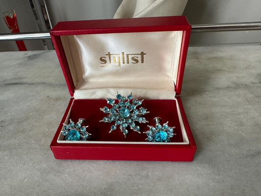 Vintage Coro Starburst Brooch and Earring Set: Sky Blue Rhinestones