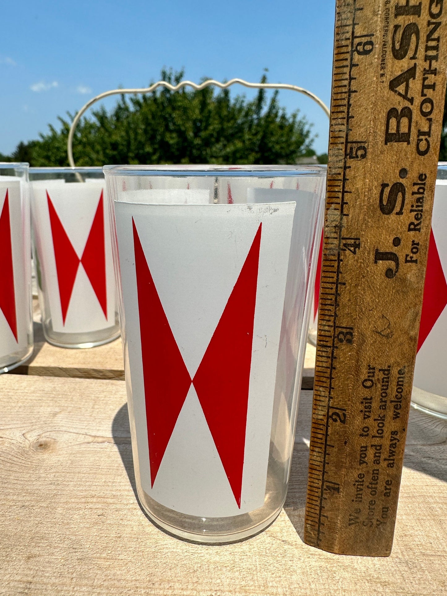 Vintage Anchor Hocking Bow Tie Tumblers (Set of 8) - MCM Barware with Wire Caddy