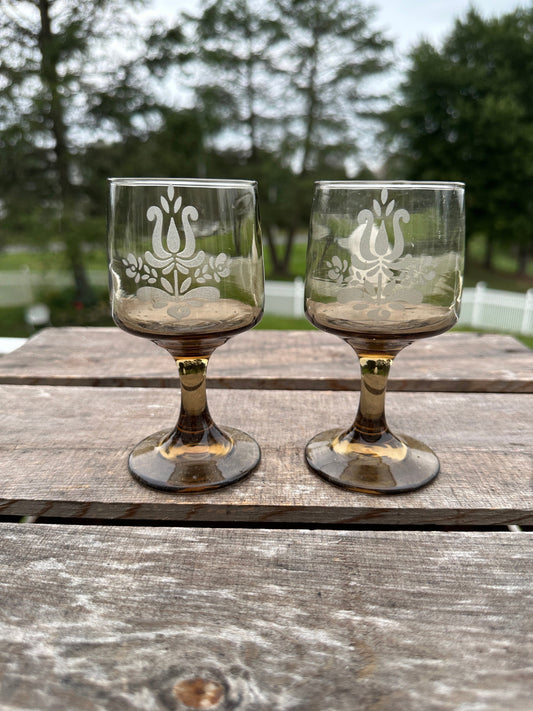 Set of 2 - Pfaltzgraff Midcentury Glass  Smoked Glass 'Village' Pattern Goblets, 8 Ounce Capacity.