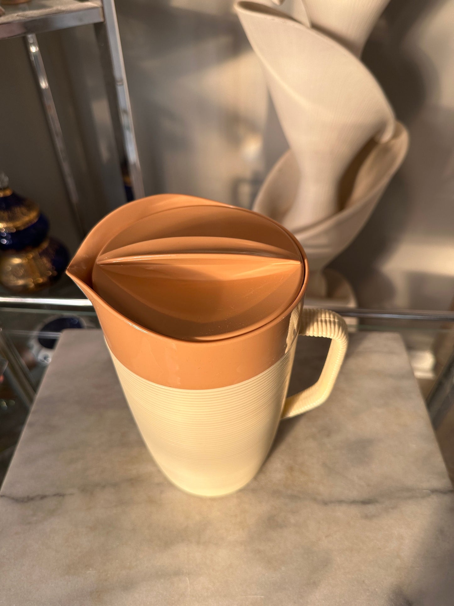 Vintage Raffiaware Thermo-temp Ribbed Vintage Pitcher Brown & Beige