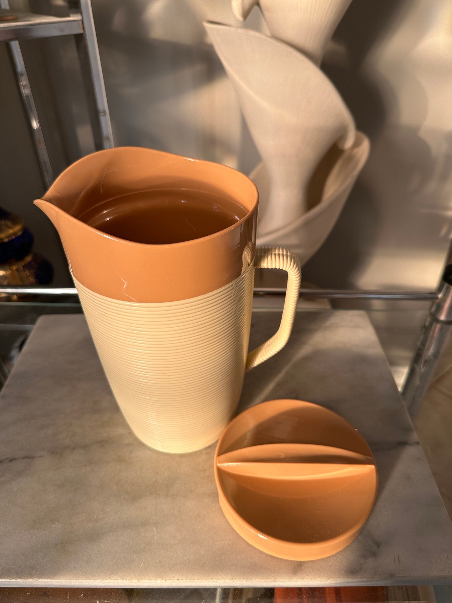 Vintage Raffiaware Thermo-temp Ribbed Vintage Pitcher Brown & Beige