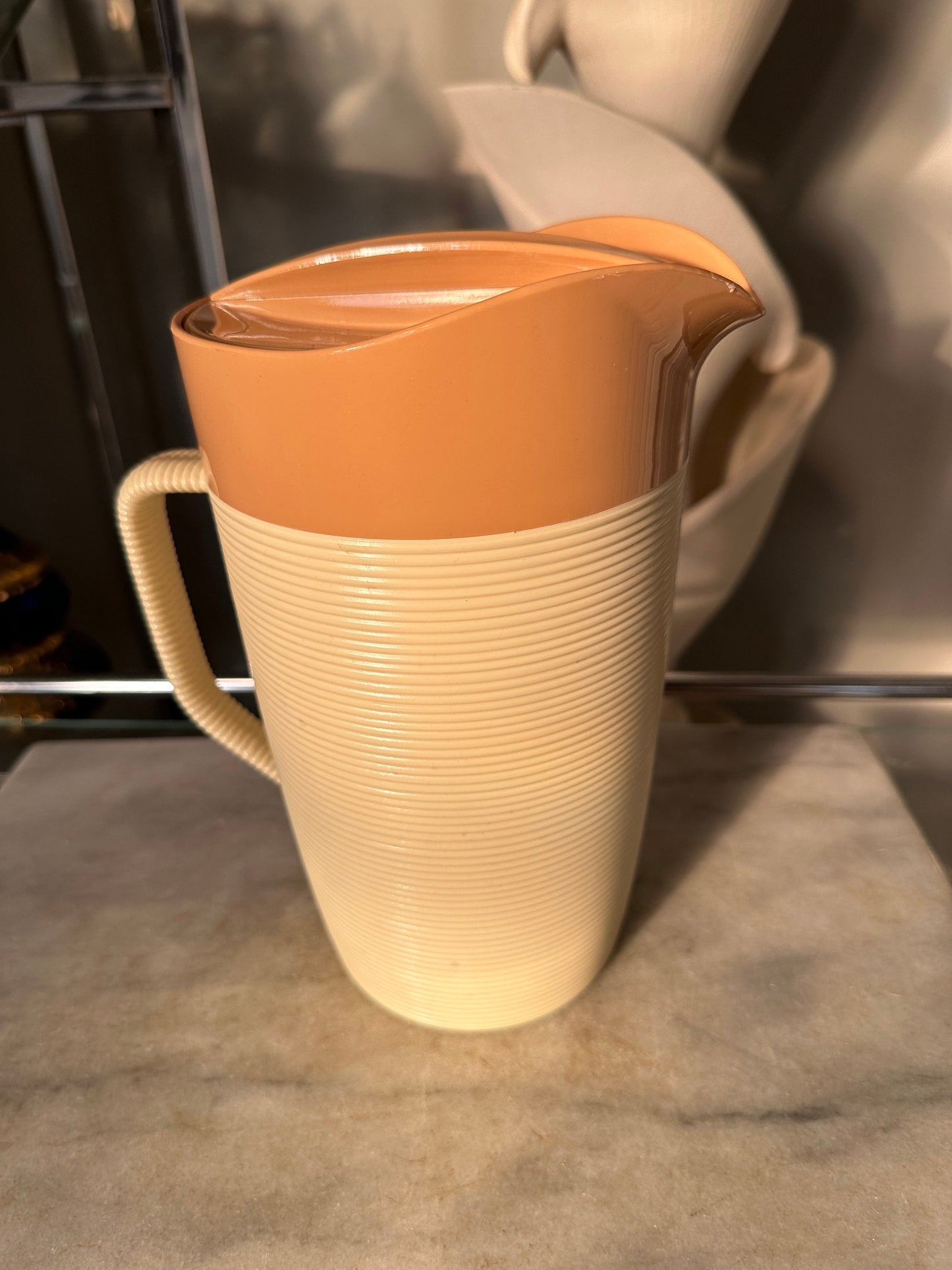 Vintage Raffiaware Thermo-temp Ribbed Vintage Pitcher Brown & Beige