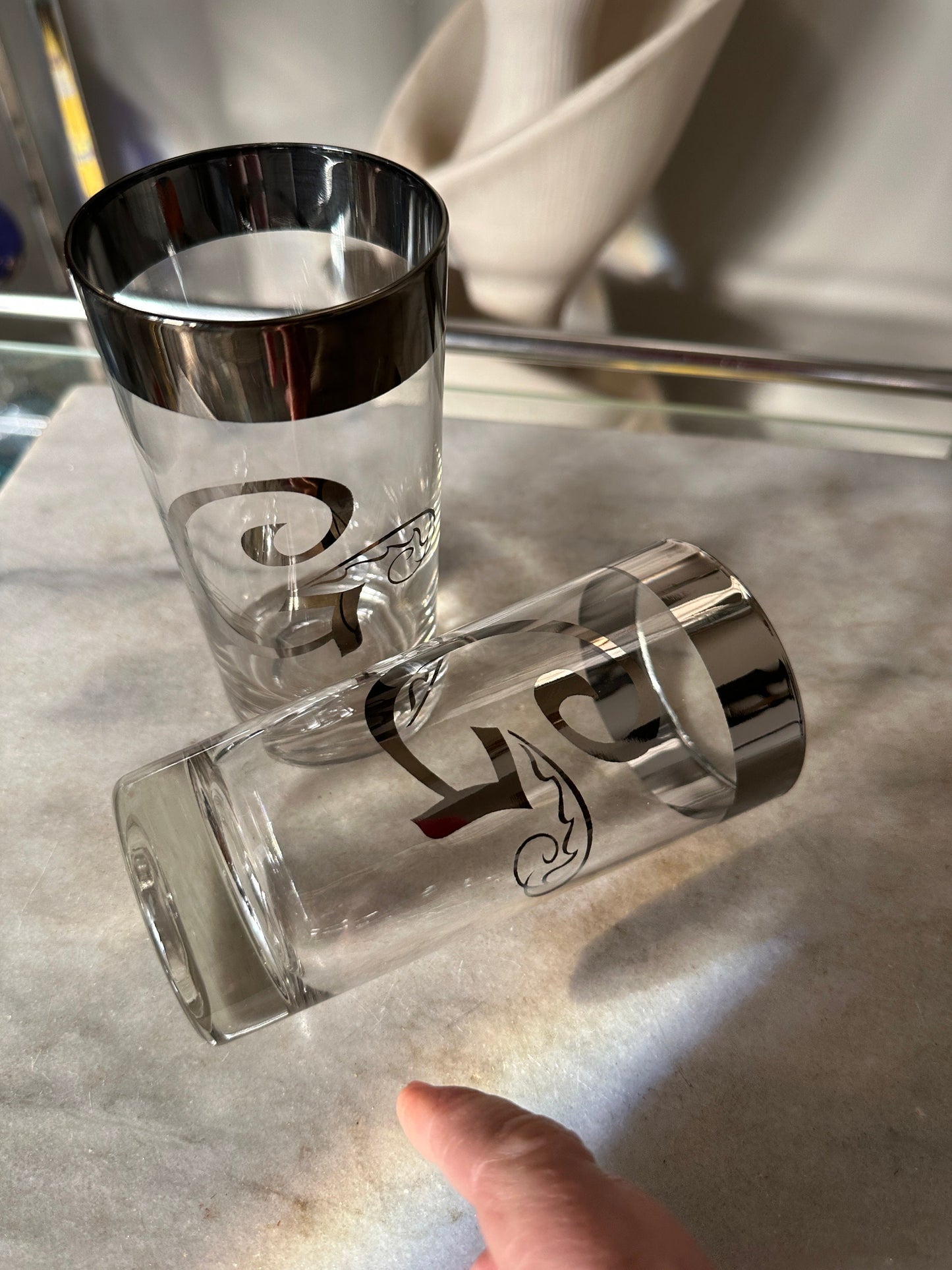 Dorothy Thorpe Style Highball Glasses: Platinum Band Monogram 'G' - Set of 2