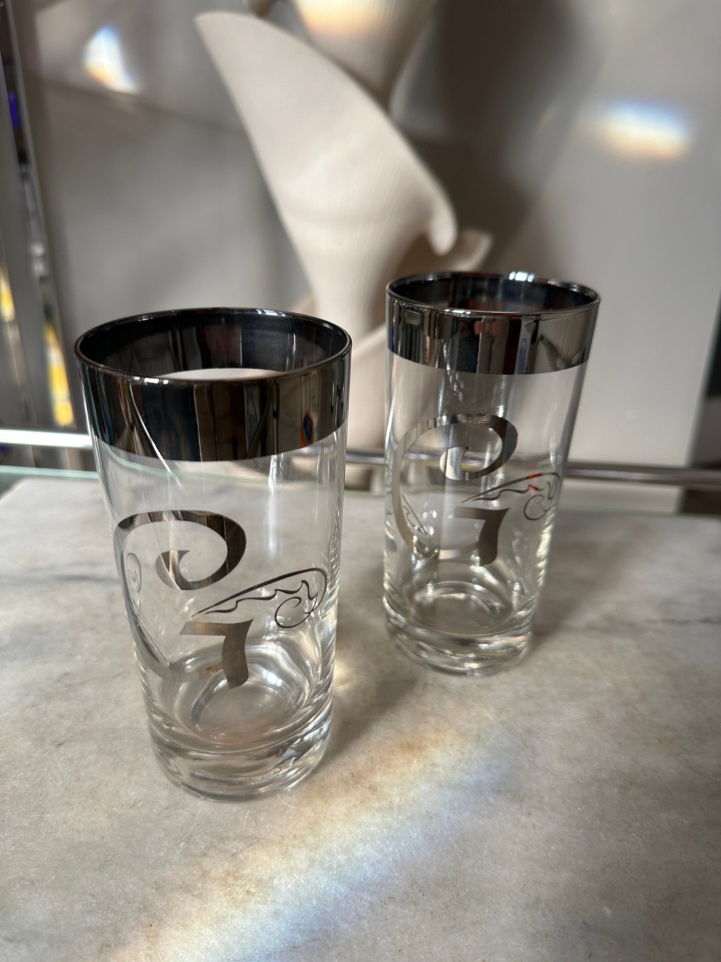 Dorothy Thorpe Style Highball Glasses: Platinum Band Monogram 'G' - Set of 2