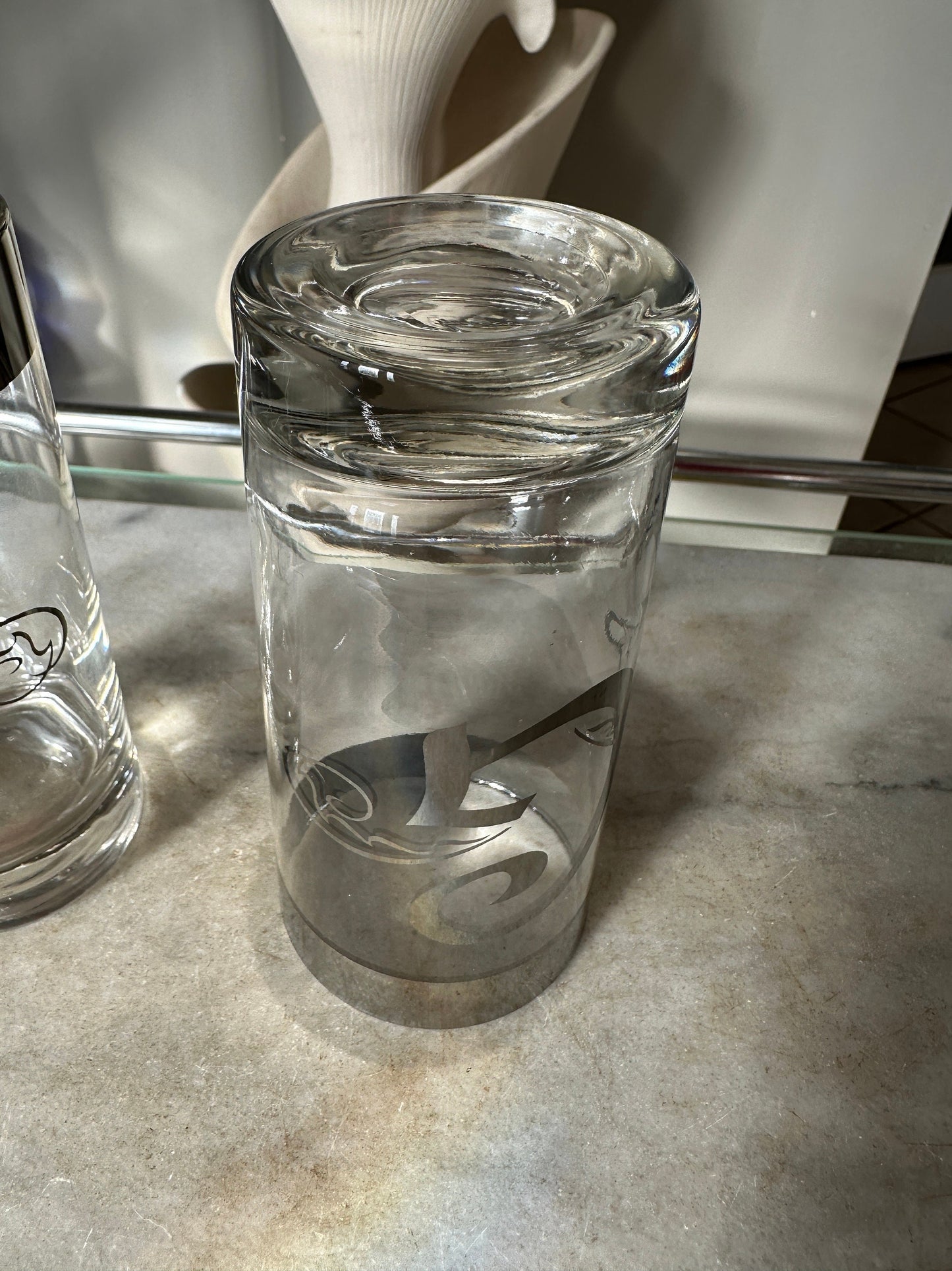 Dorothy Thorpe Style Highball Glasses: Platinum Band Monogram 'G' - Set of 2