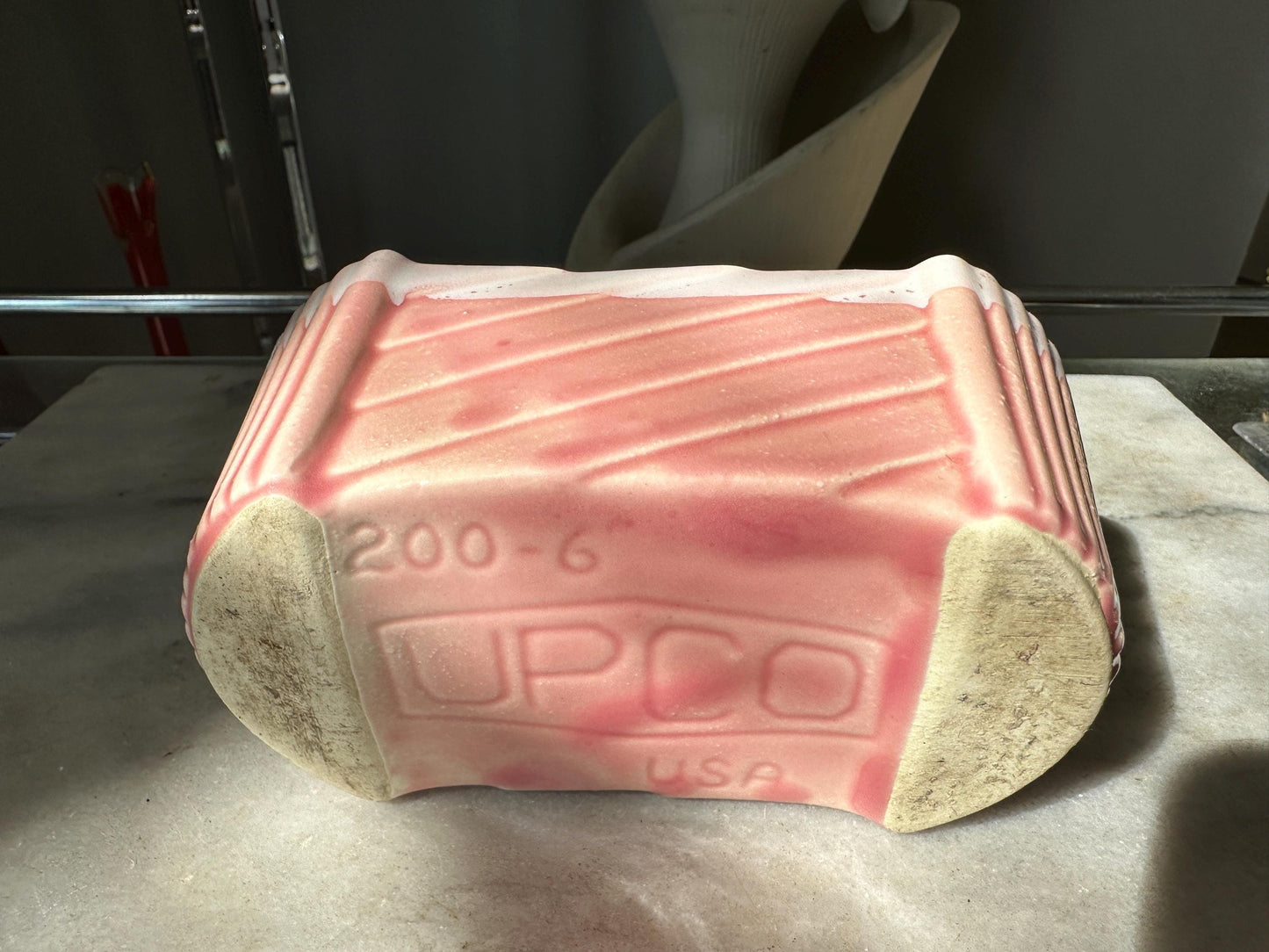 Vintage 1960’s UPCO 200-6 USA Pink Rectangle Planter With White Drip