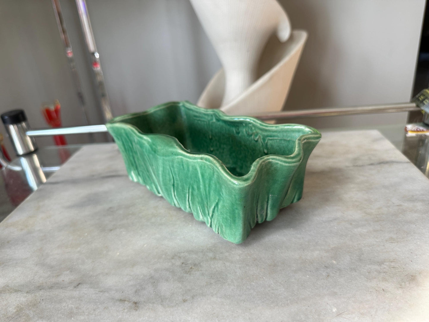McCoy Green Rectangular Pottery Planter Signed Made in USA, 7 3/4x4x2 3/4 inch