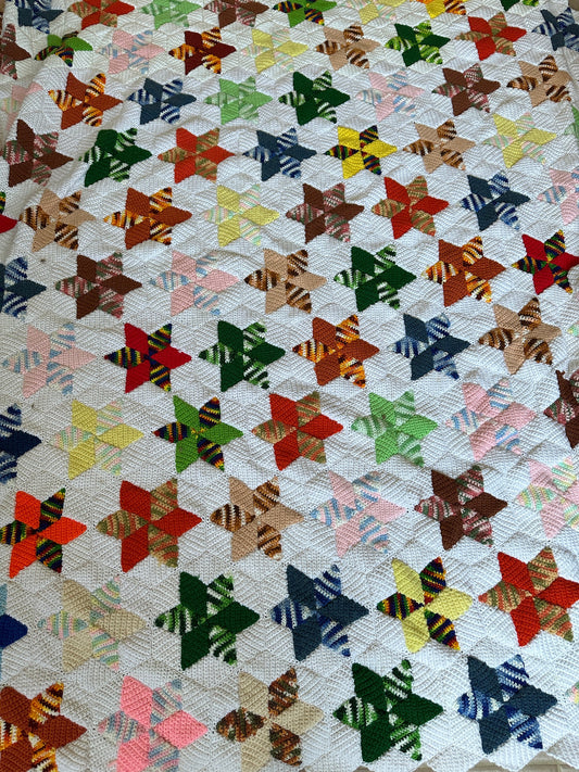 Vintage Crocheted Star Afghan: Handcrafted Scalloped Edge Quilt (84 x 92)
