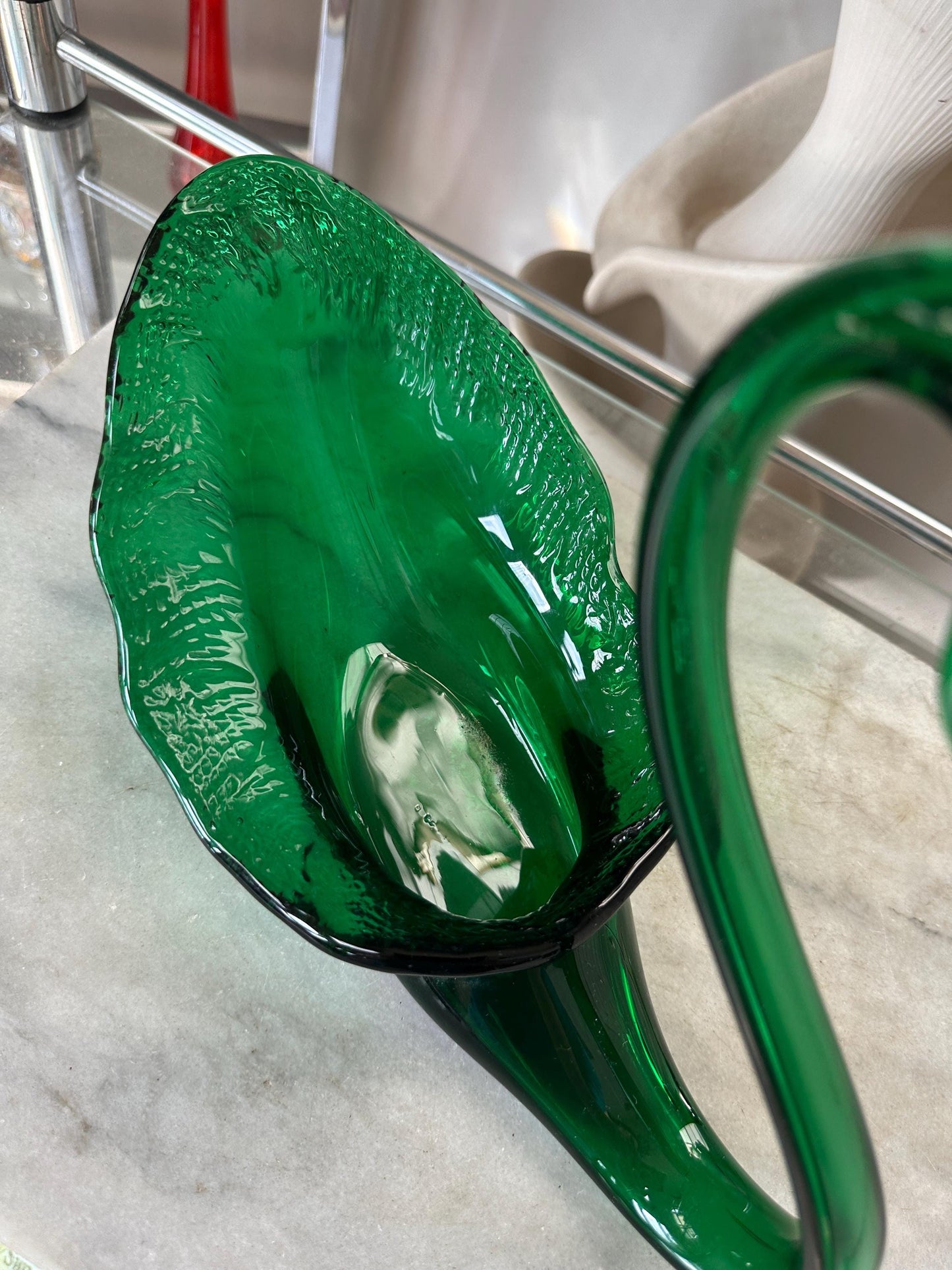 Mid-Century Viking Glass Swan Bowl: Emerald Green Art Glass Centerpiece