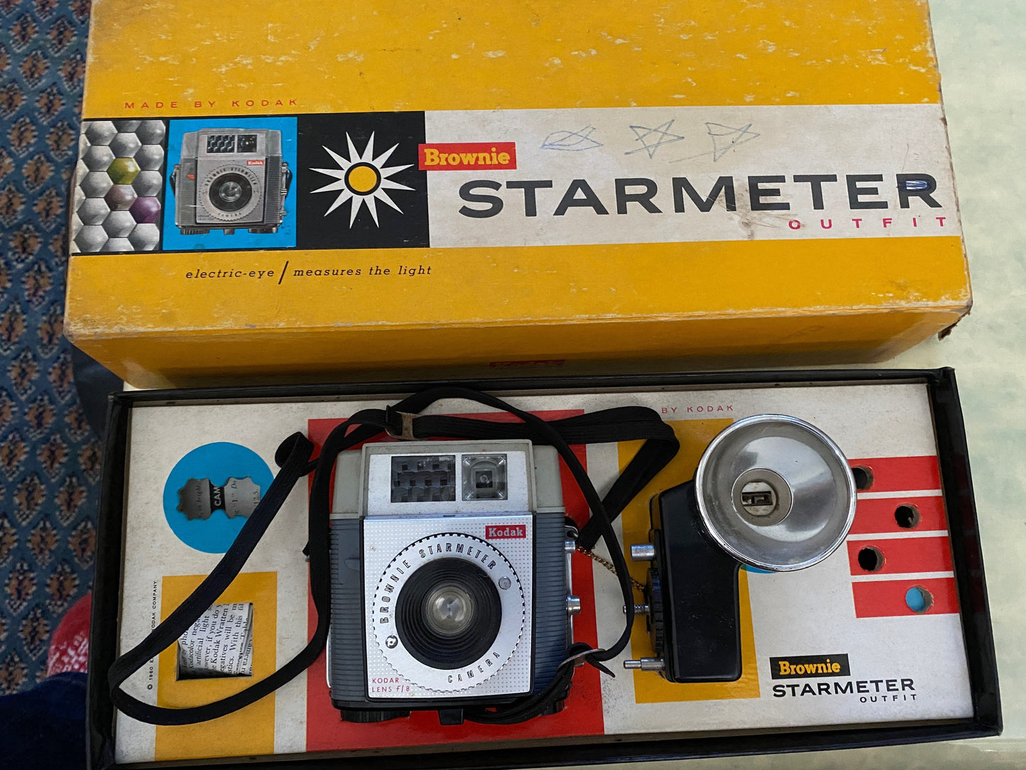 Vintage 1960s Kodak Brownie Starmeter 127 Film Camera with Flash and Original Box