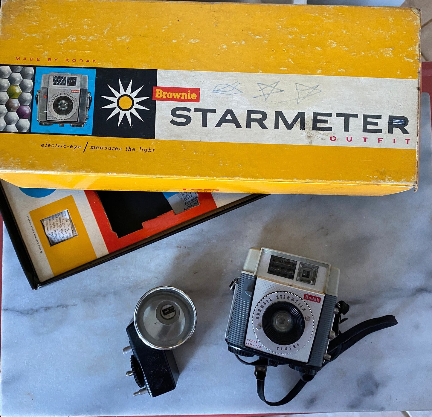 Vintage 1960s Kodak Brownie Starmeter 127 Film Camera with Flash and Original Box