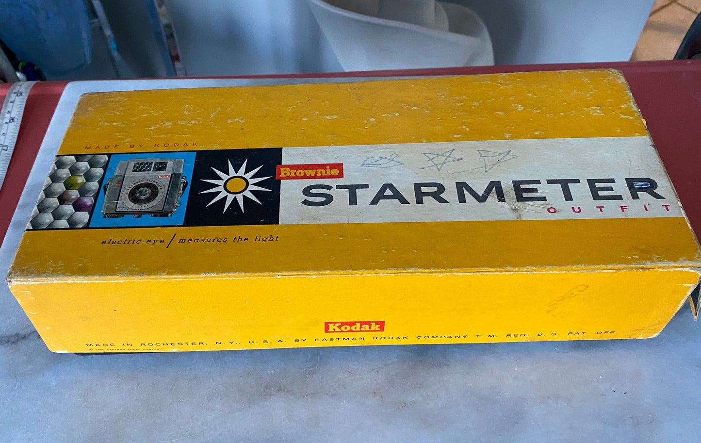 Vintage 1960s Kodak Brownie Starmeter 127 Film Camera with Flash and Original Box