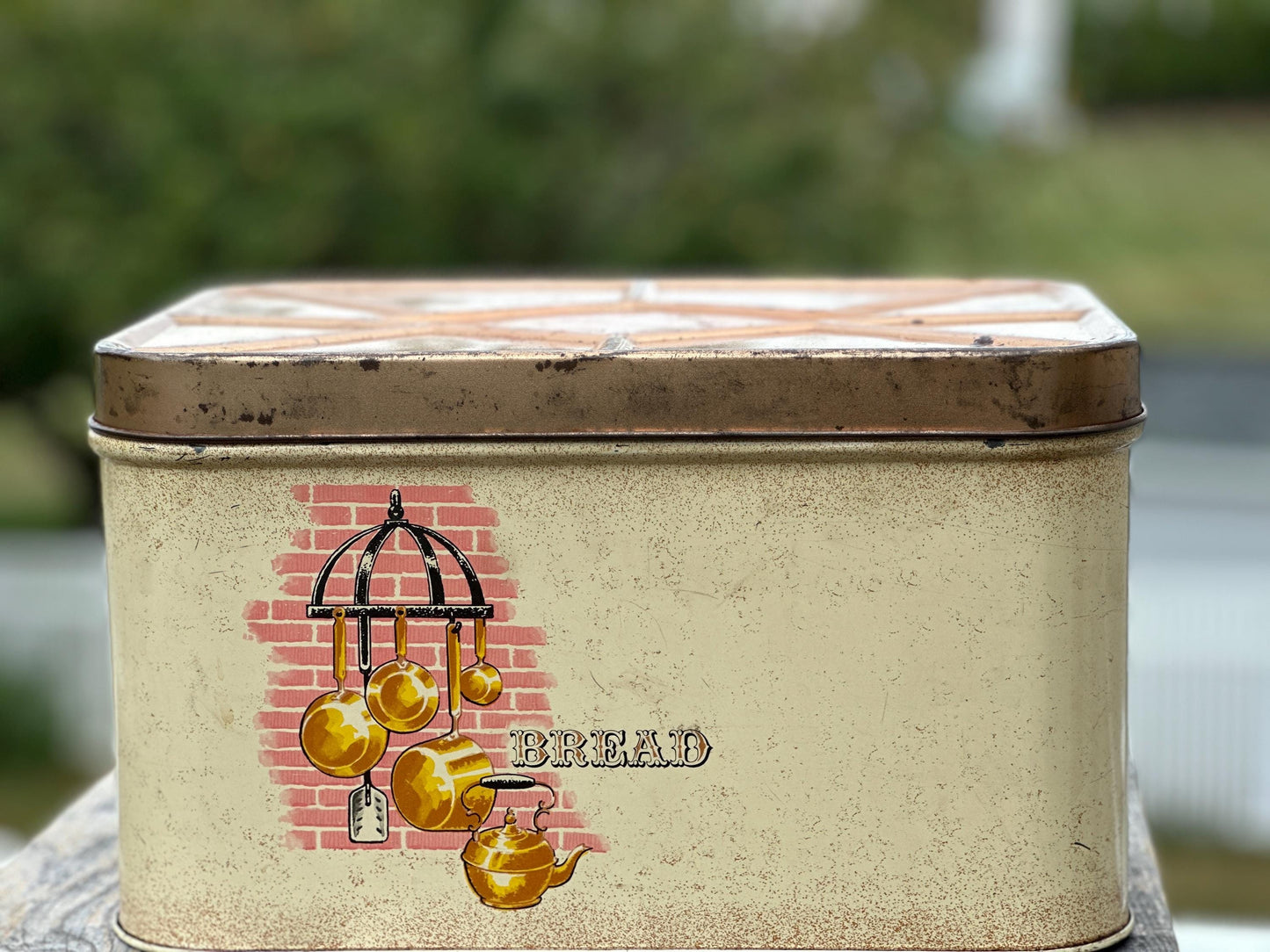 Vintage Metal Faux Copper Lid  Bread Storage Box | Coller Lots and Lans | Vintage Kitchen |  Container Made In USA