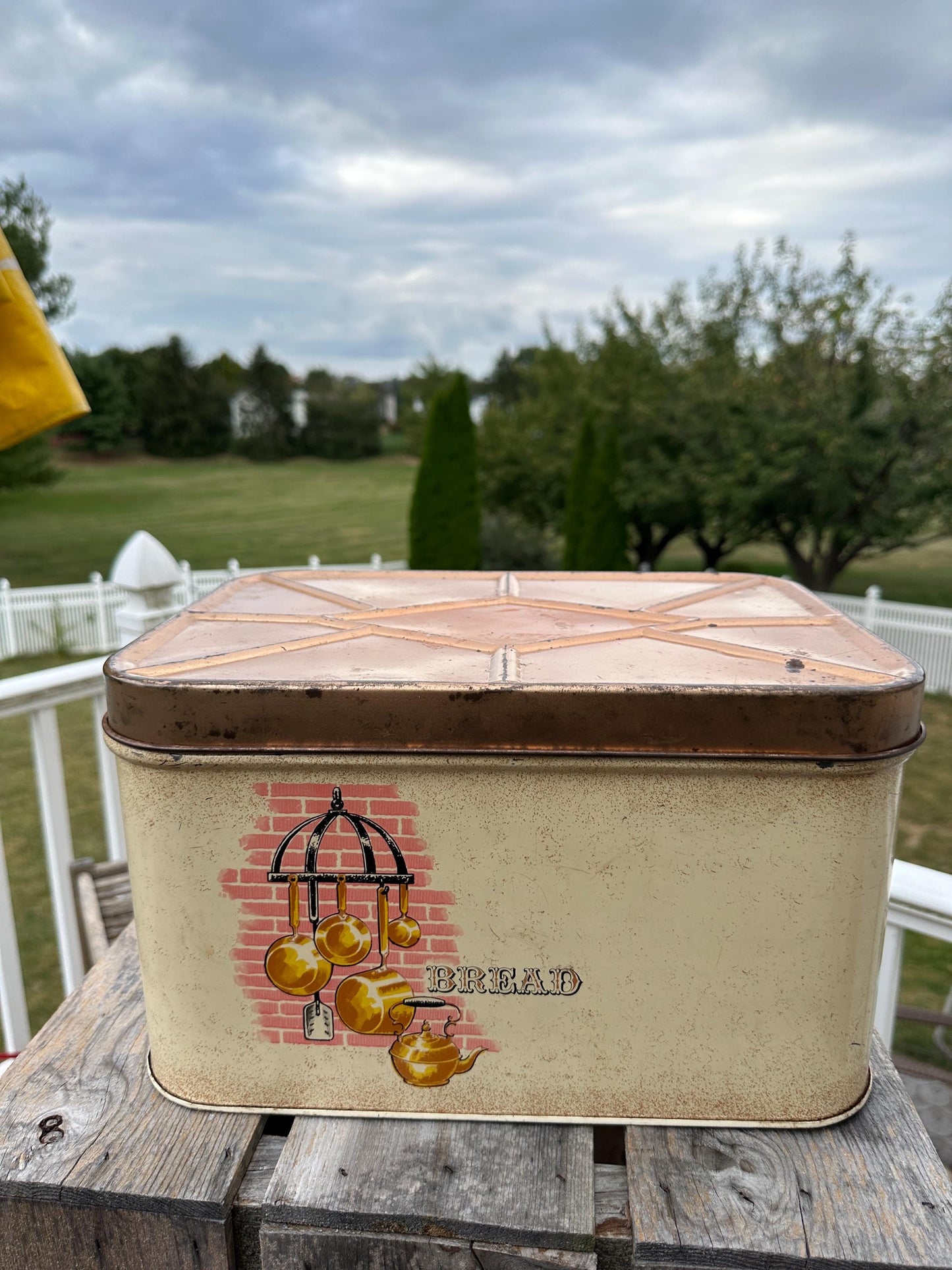 Vintage Metal Faux Copper Lid  Bread Storage Box | Coller Lots and Lans | Vintage Kitchen |  Container Made In USA