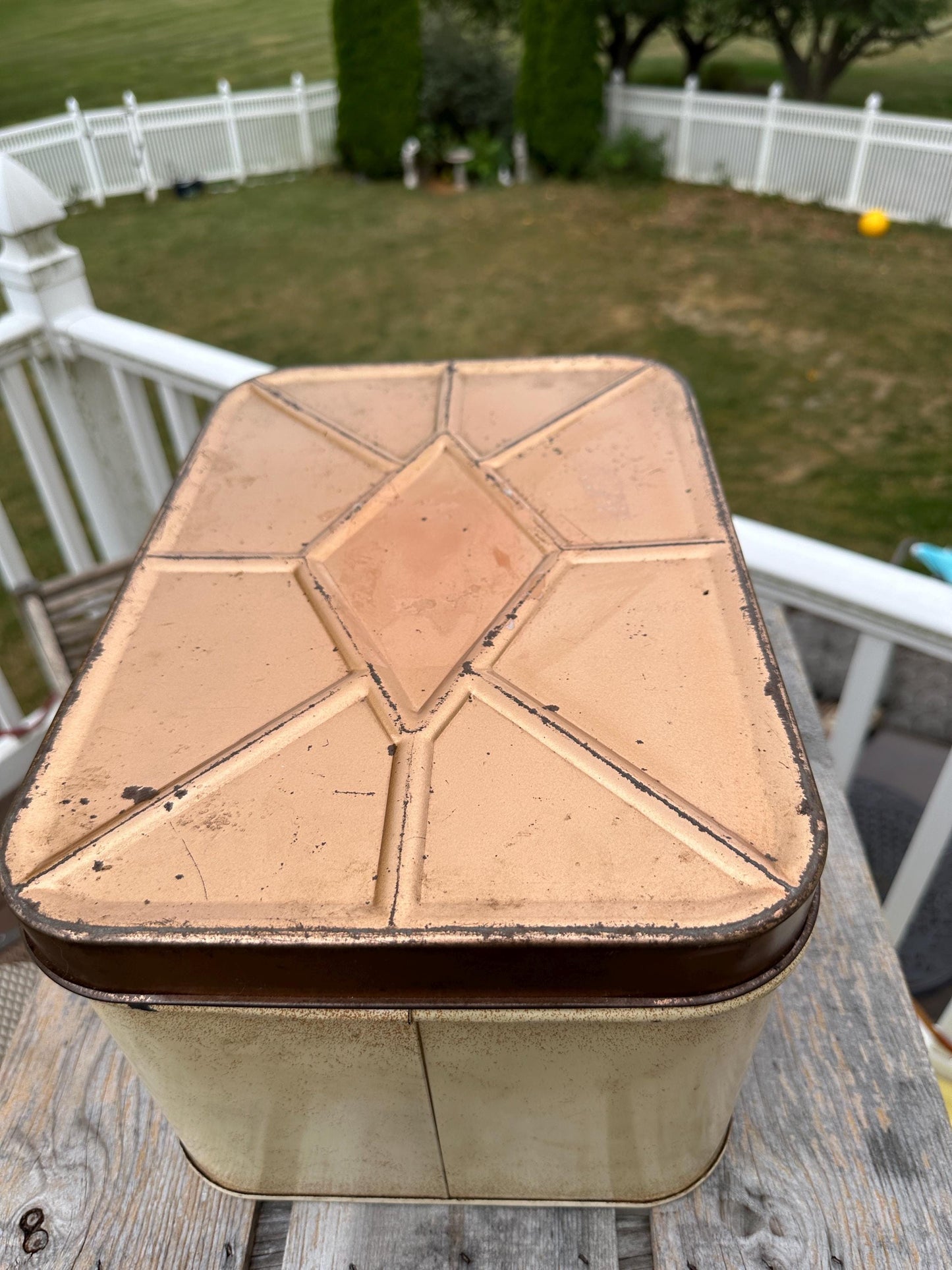 Vintage Metal Faux Copper Lid  Bread Storage Box | Coller Lots and Lans | Vintage Kitchen |  Container Made In USA
