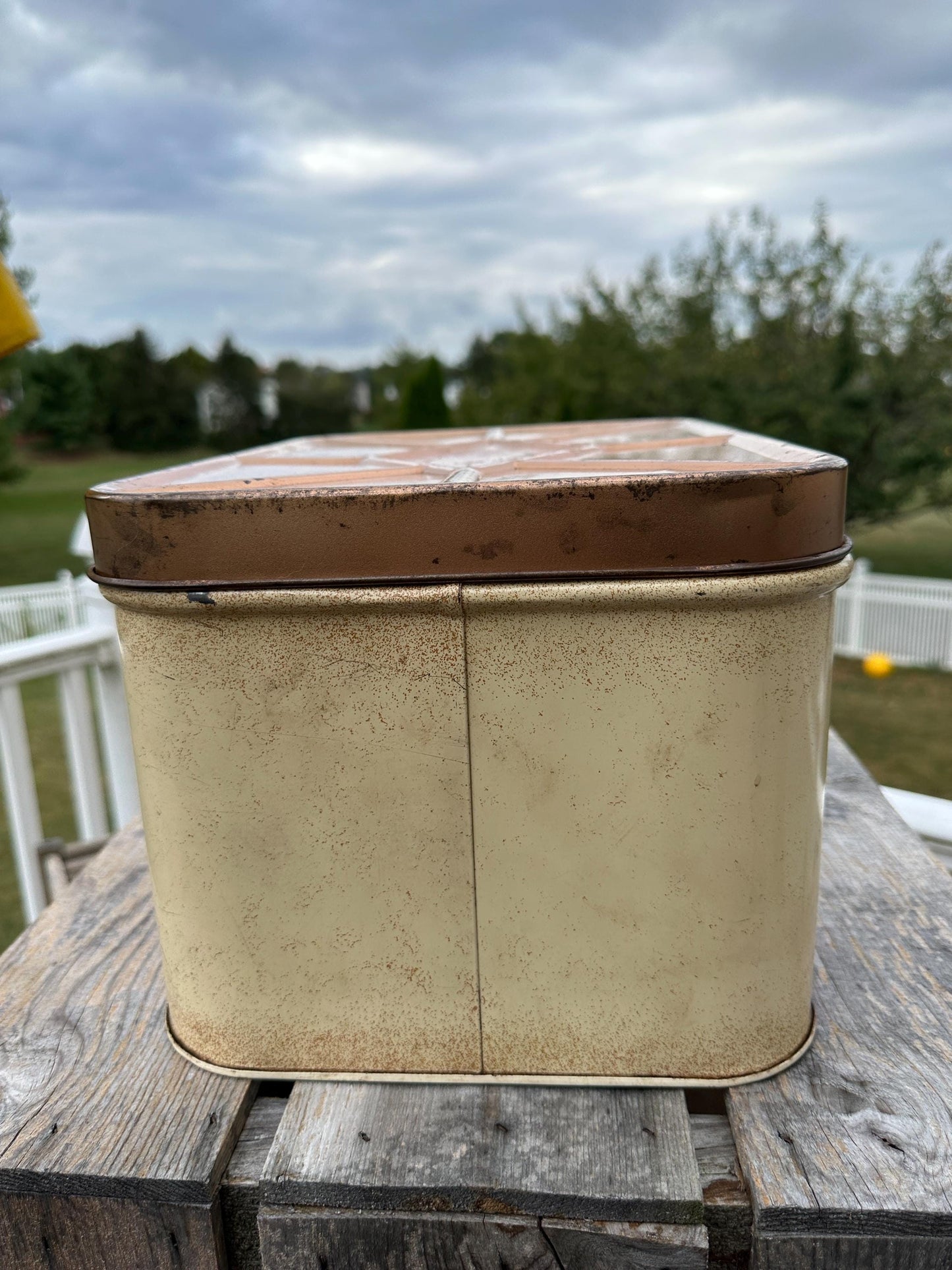 Vintage Metal Faux Copper Lid  Bread Storage Box | Coller Lots and Lans | Vintage Kitchen |  Container Made In USA