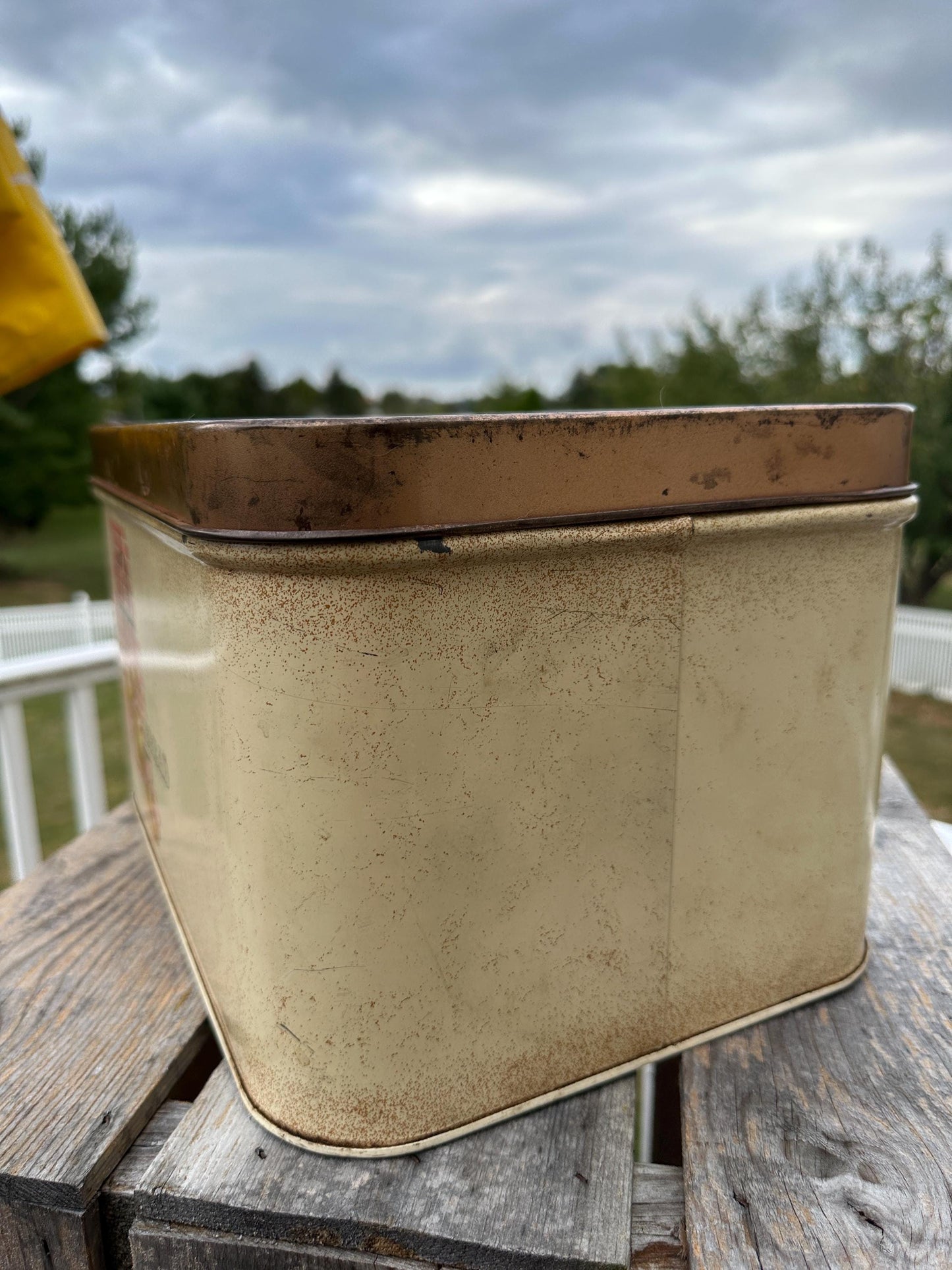 Vintage Metal Faux Copper Lid  Bread Storage Box | Coller Lots and Lans | Vintage Kitchen |  Container Made In USA