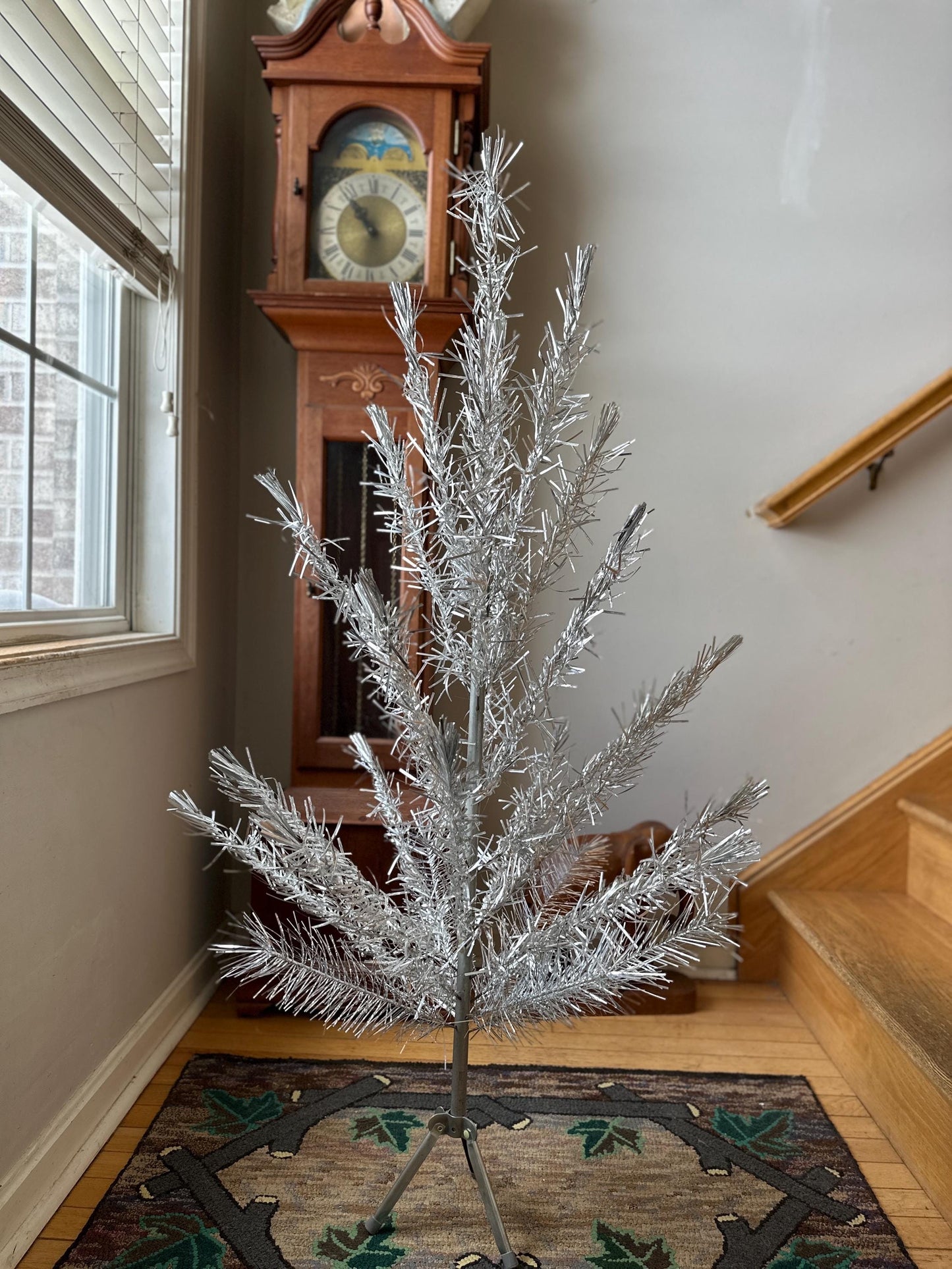 Vintage 4 foot Aluminum Christmas Tree: Fairyland by Craft House, Chicago (IOB)