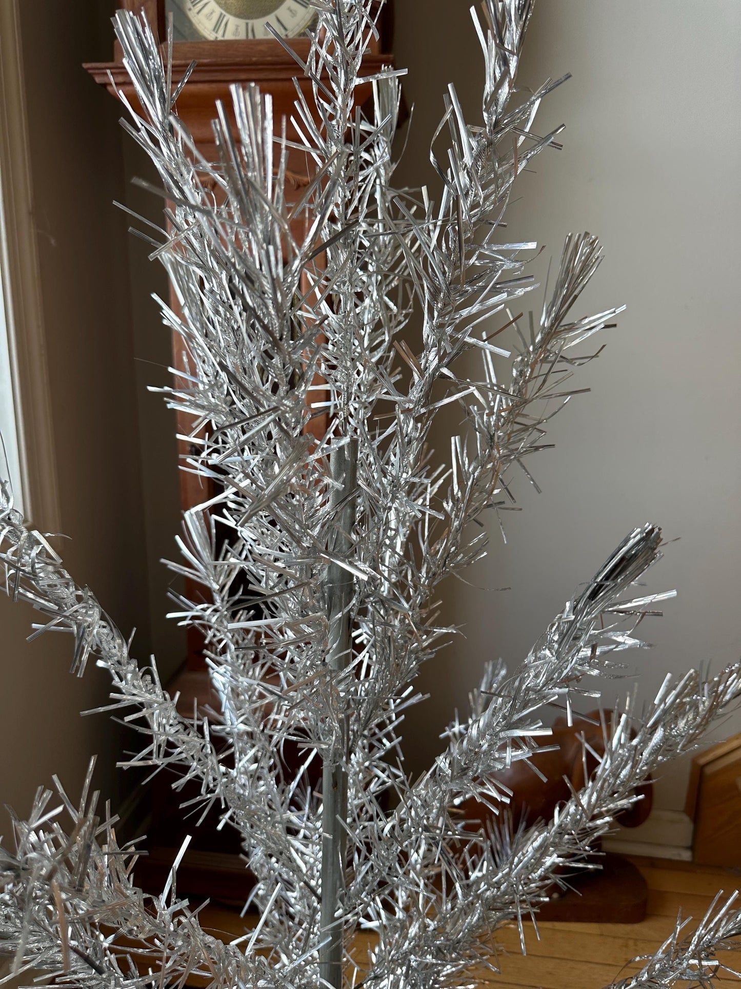 Vintage 4 foot Aluminum Christmas Tree: Fairyland by Craft House, Chicago (IOB)