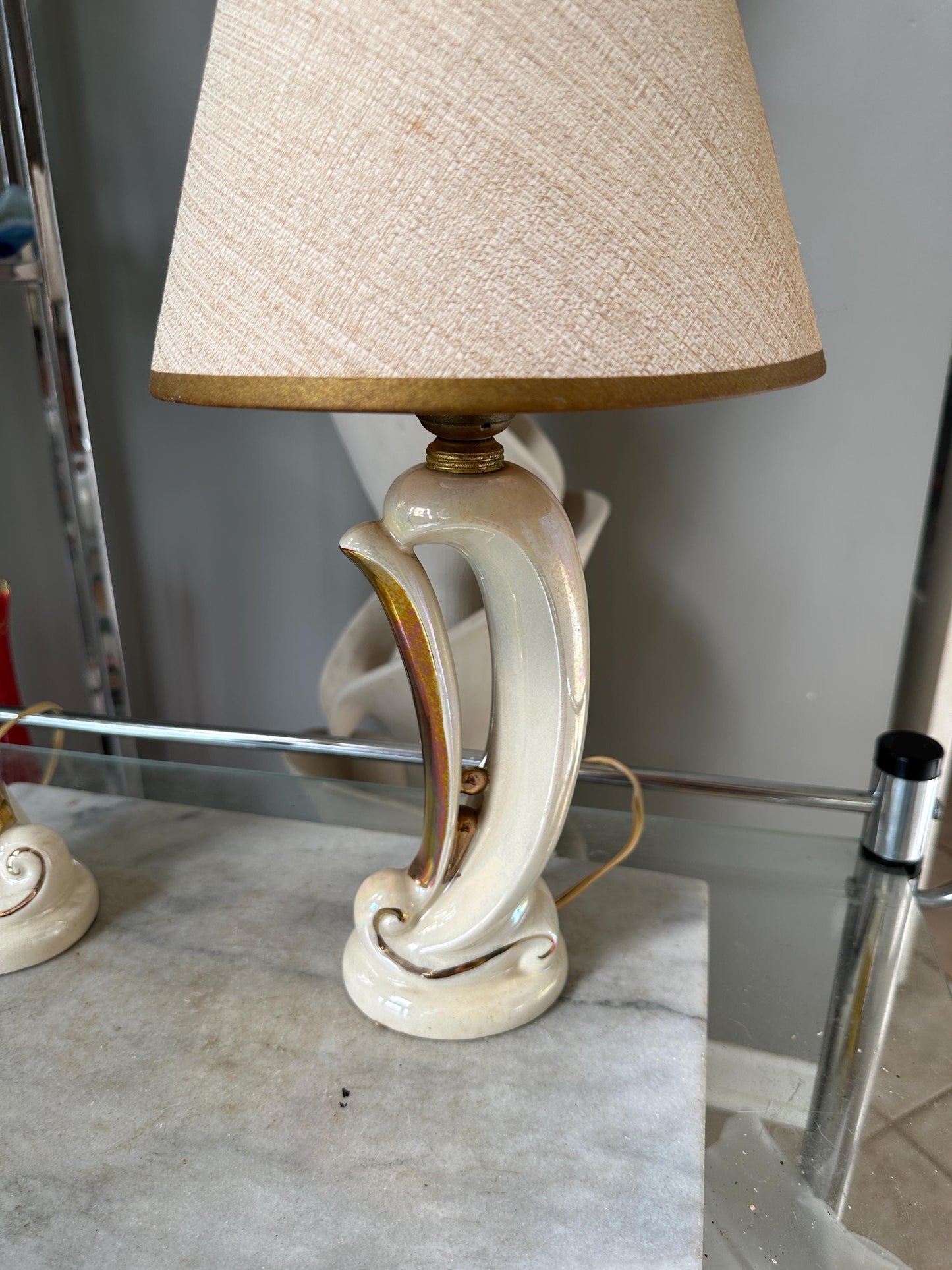 Vintage Art Deco Table Lamps: Cream & Gold Accent Lighting