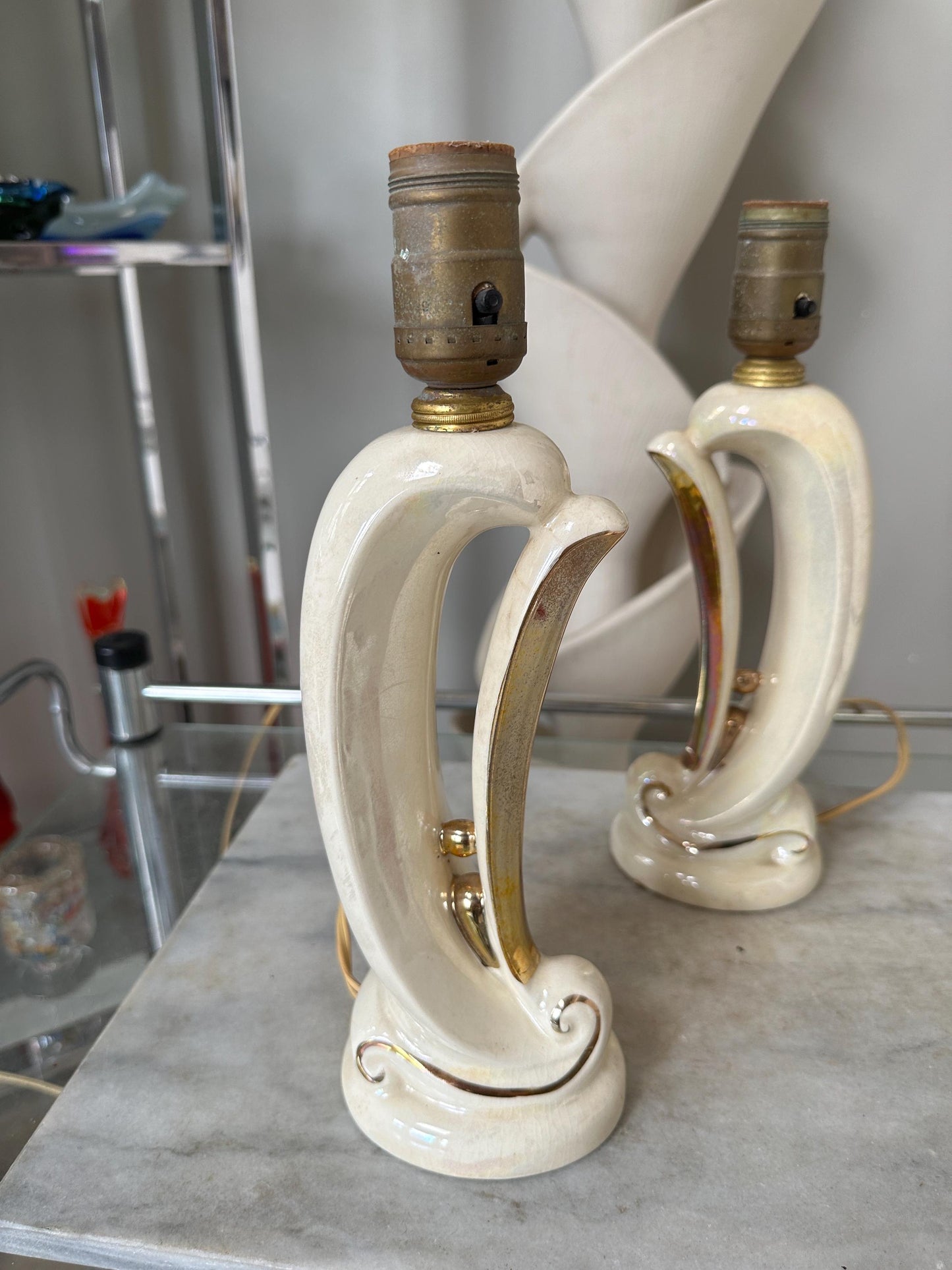 Vintage Art Deco Table Lamps: Cream & Gold Accent Lighting