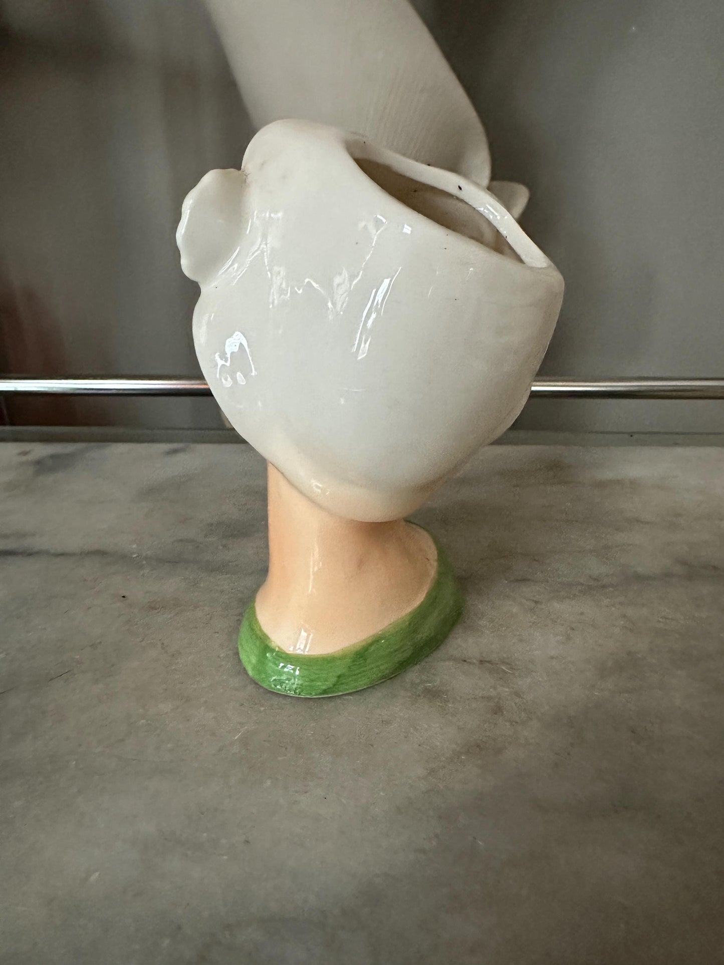 Relpo t961 Brinn’s Head With Green Shawl Head Vase 5.5 In Tall