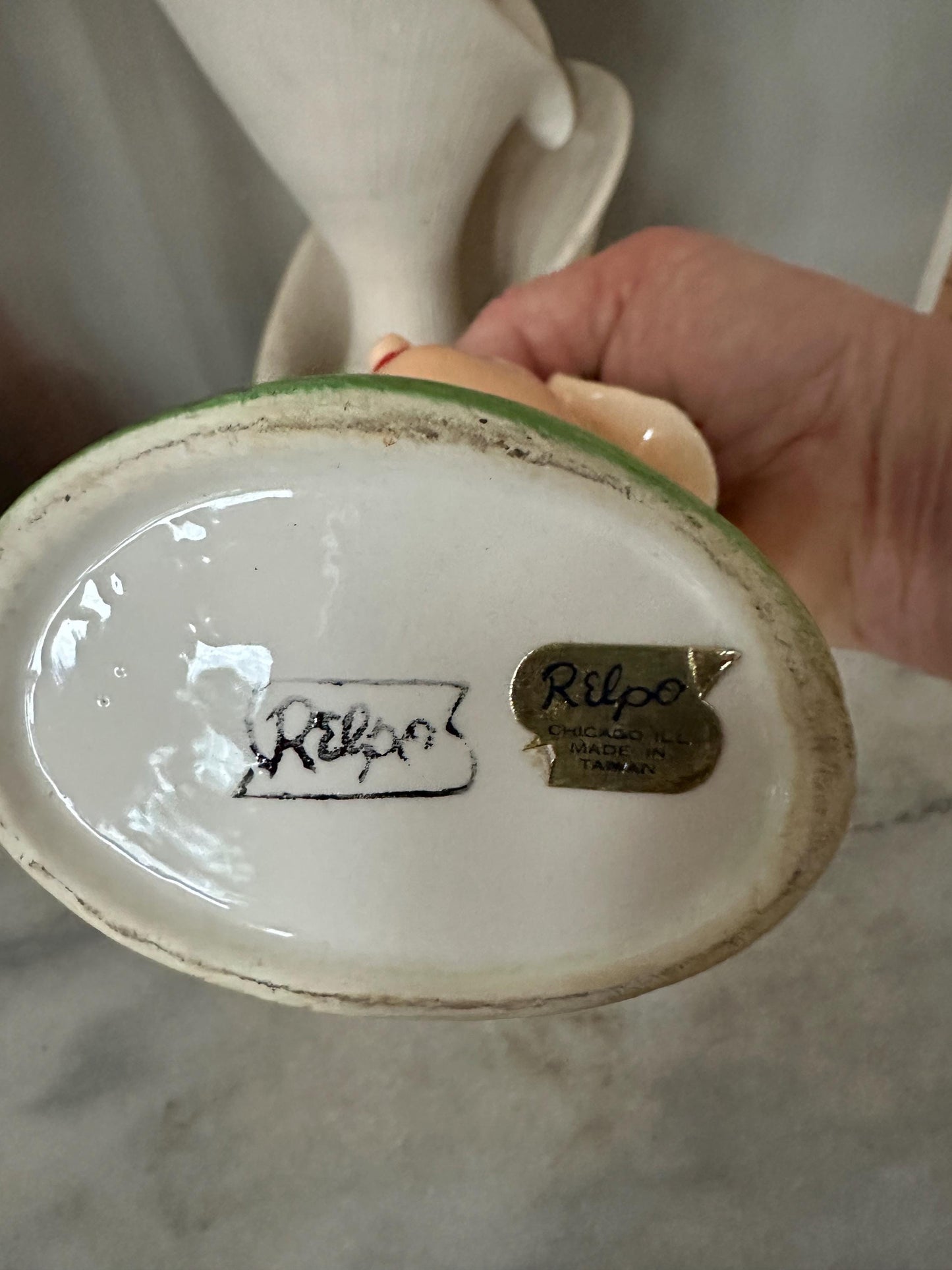 Relpo t961 Brinn’s Head With Green Shawl Head Vase 5.5 In Tall