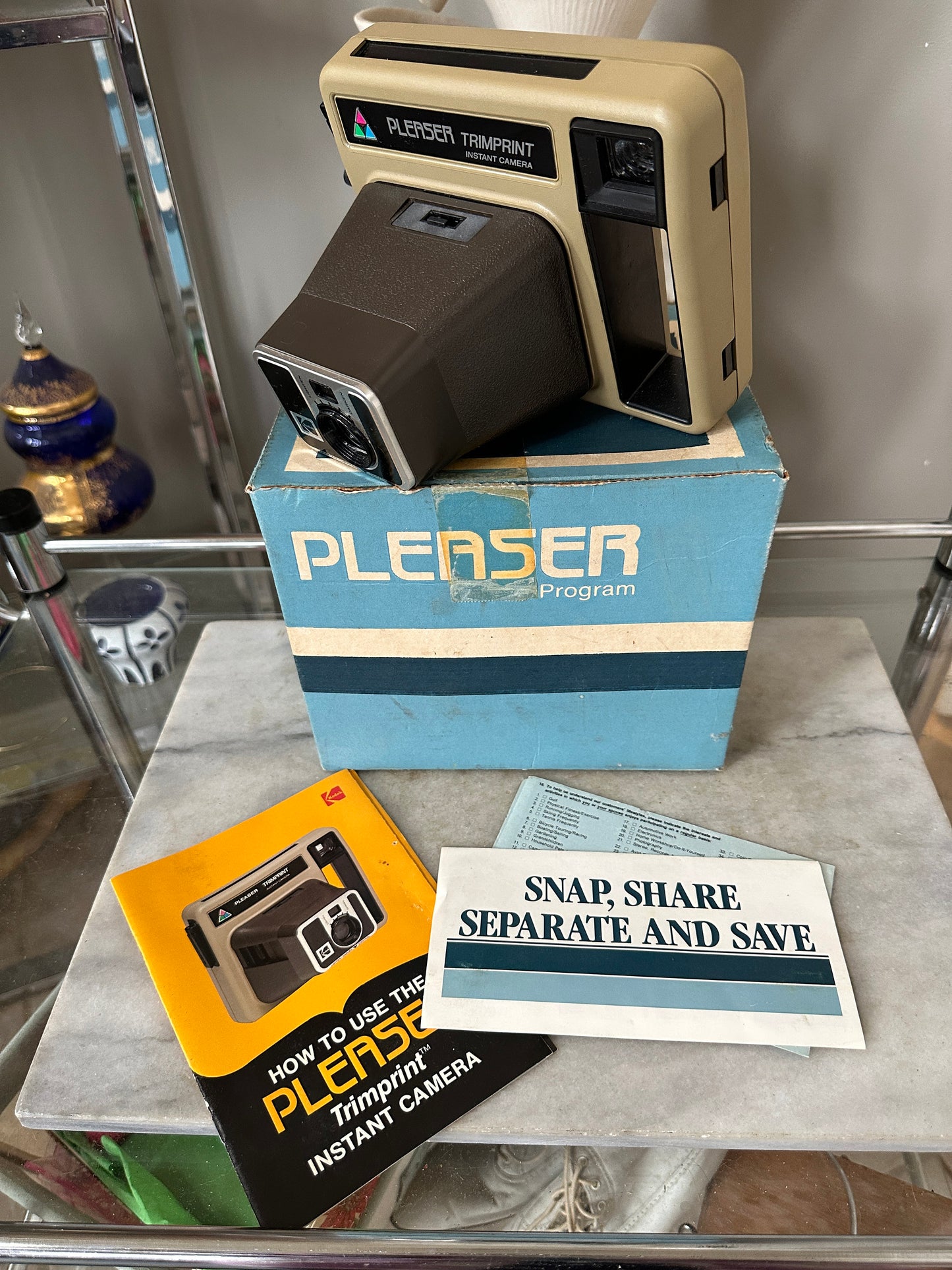 Vintage 70’s Kodak Pleaser Instant Camera