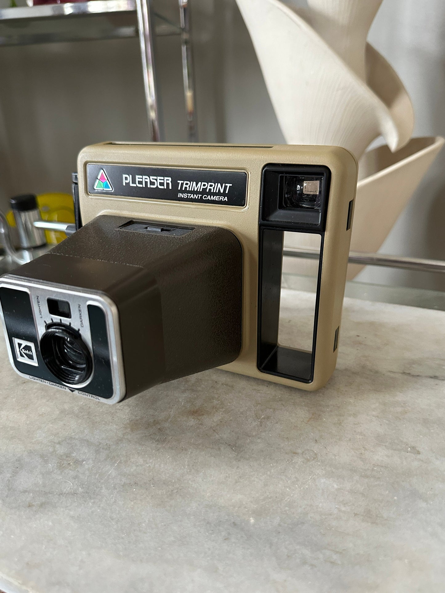 Vintage 70’s Kodak Pleaser Instant Camera