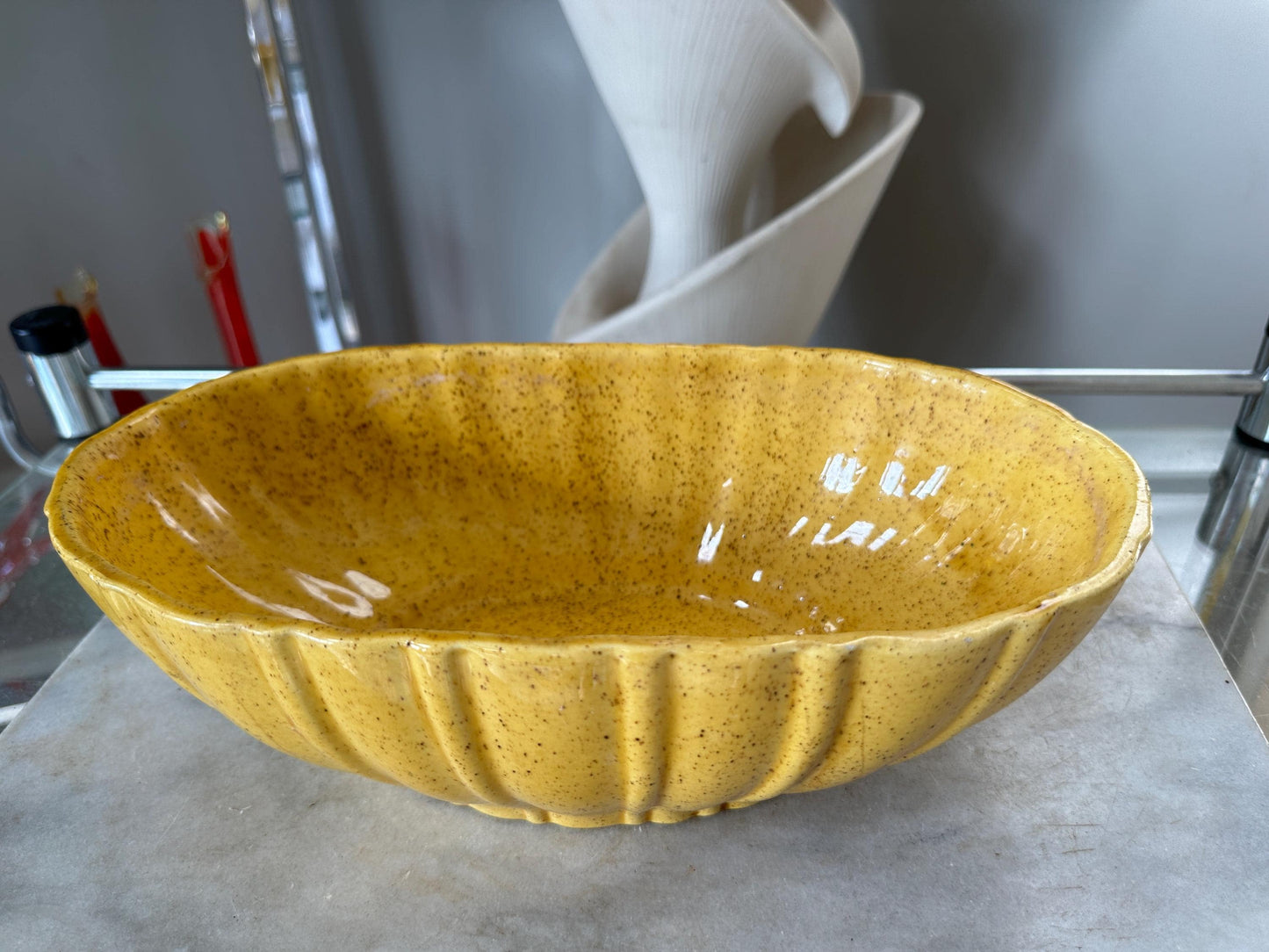 Vintage Haeger Pottery Oval Ribbed Bowl/Planter 4020 C Yellow/Gold, 12" long