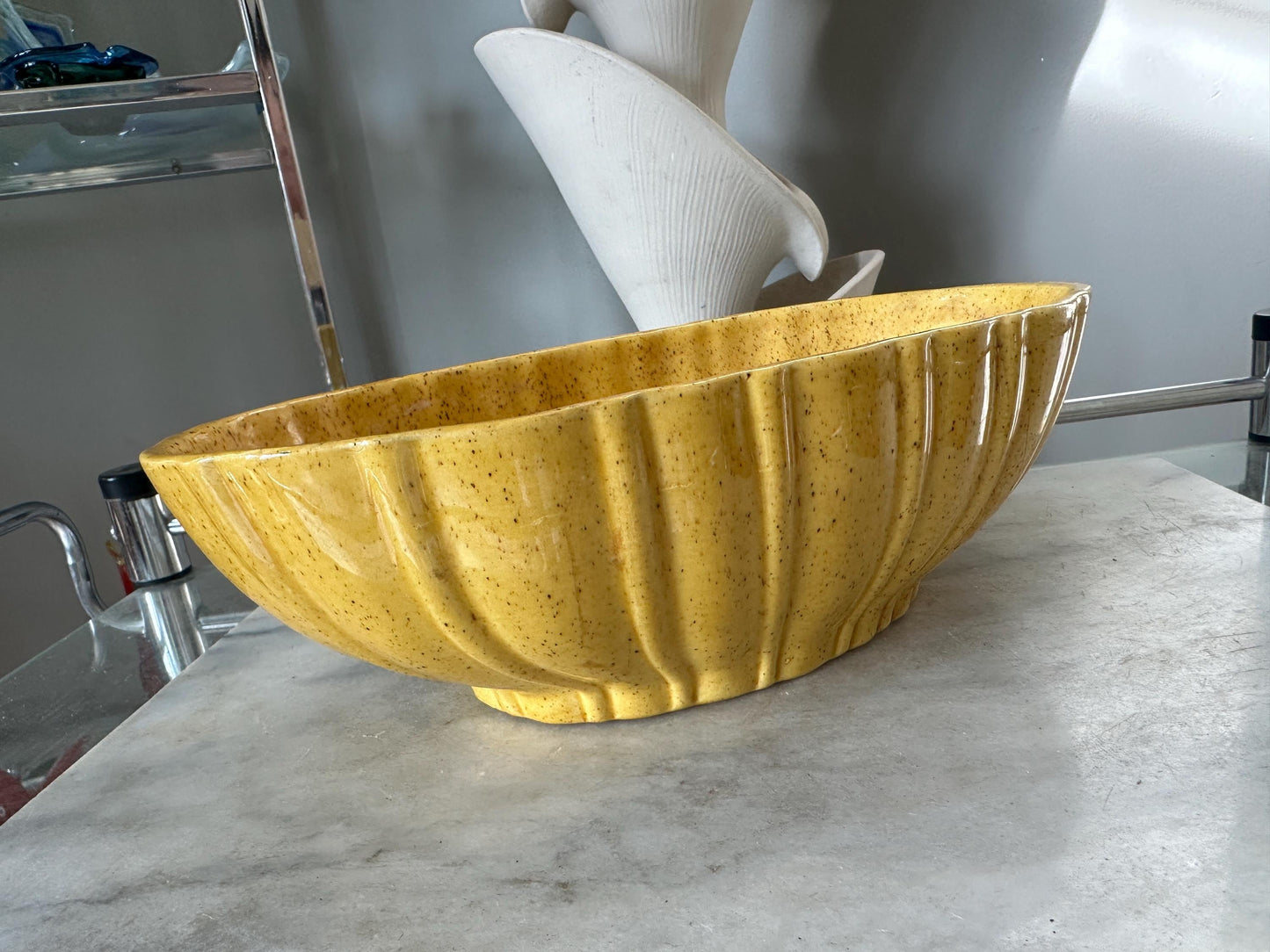 Vintage Haeger Pottery Oval Ribbed Bowl/Planter 4020 C Yellow/Gold, 12" long