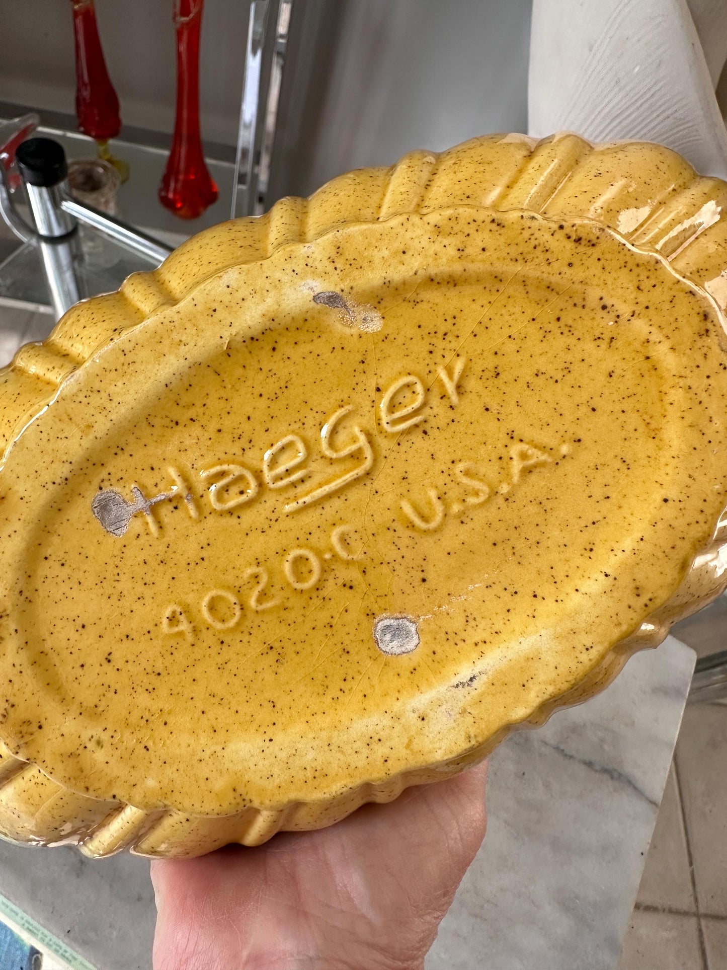 Vintage Haeger Pottery Oval Ribbed Bowl/Planter 4020 C Yellow/Gold, 12" long