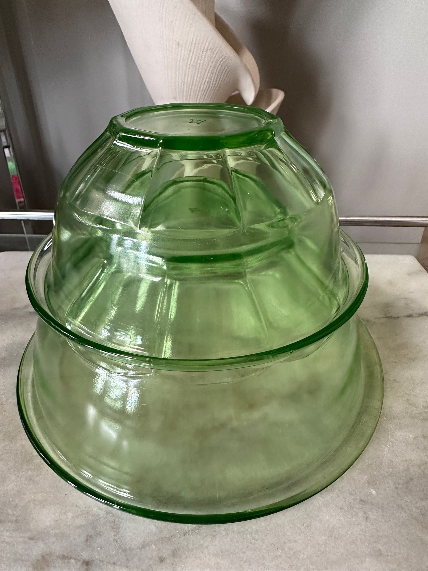 Vintage Set of Two Hazel Atlas Uranium Glass Restwell Nesting Mixing Bowls