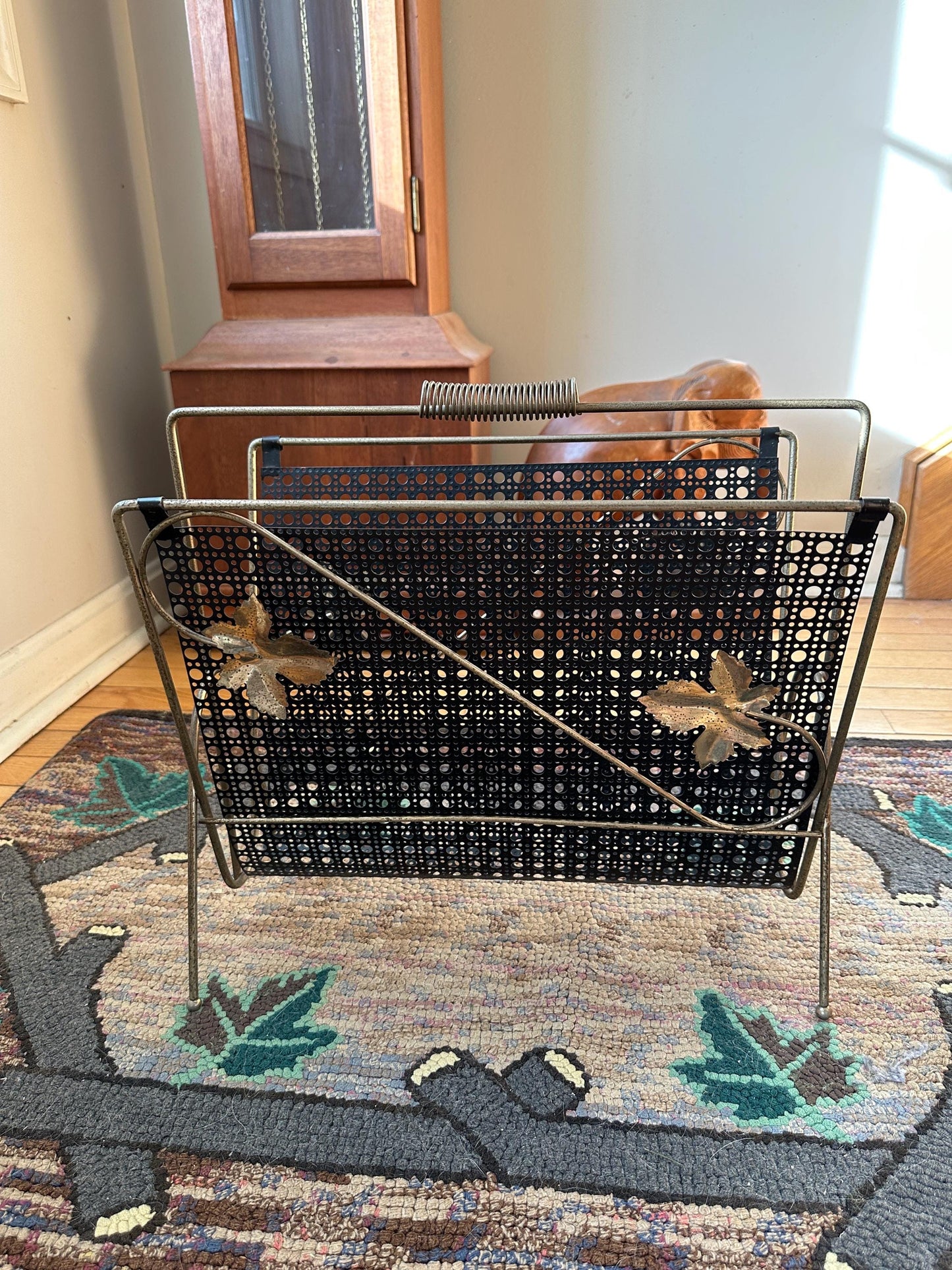 Vintage 1960s Black Mesh & Gold Leaf Handled Magazine Rack