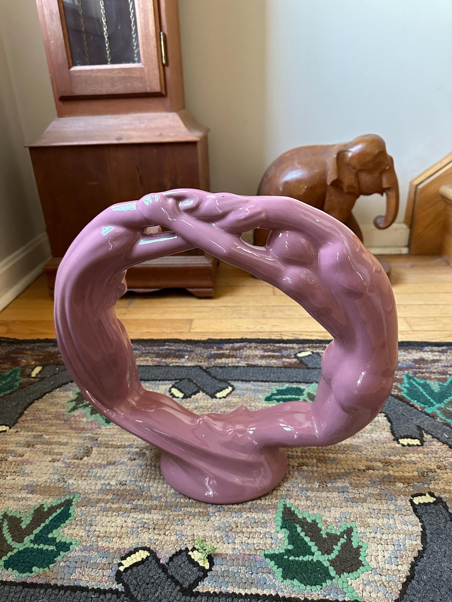 Vintage Haeger Pottery Circle of Love Sculpture: Mauve Pink Art Deco Ceramic