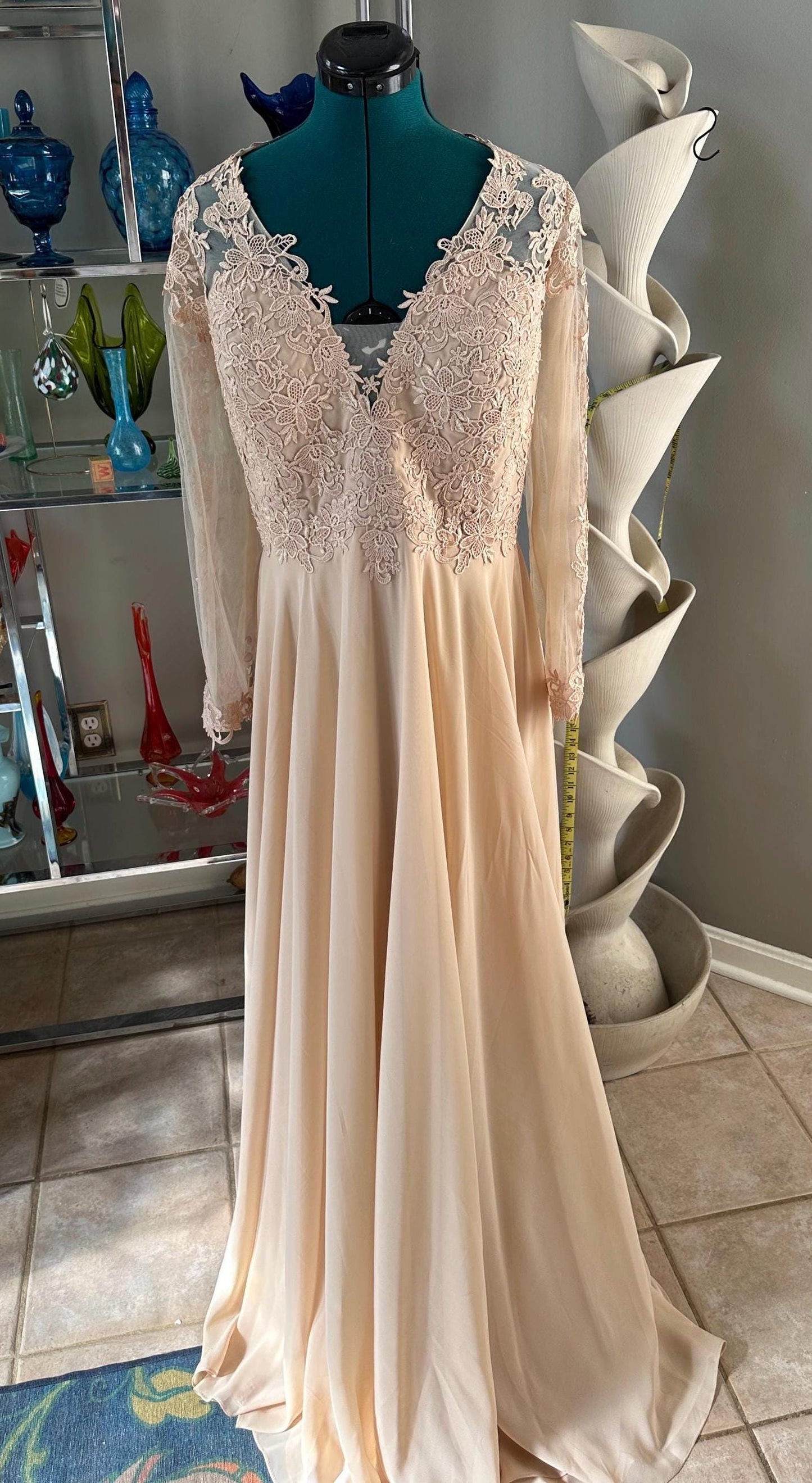 Ivory Lace Bodice Wedding Gown | Size 20, Chiffon Overlay
