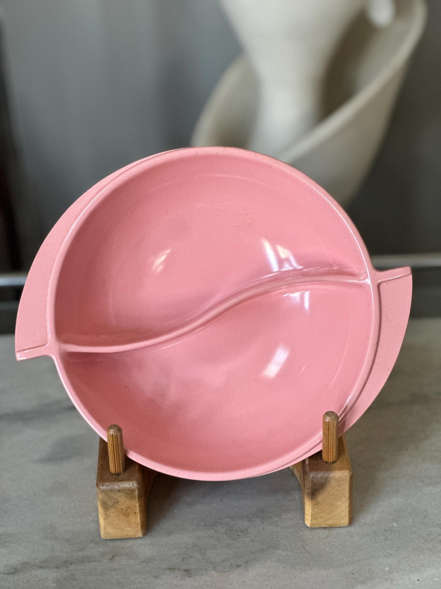 Pastel Pink Boonton Melamine Divided Bowl: Mid-Century Modern Serving Piece
