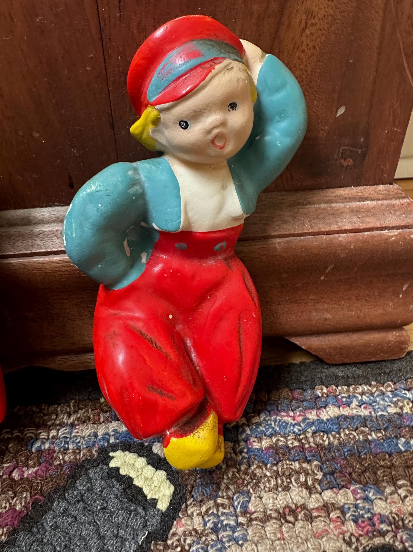 Vintage Chalkware Dancing Dutch boy & girl 1940-50's