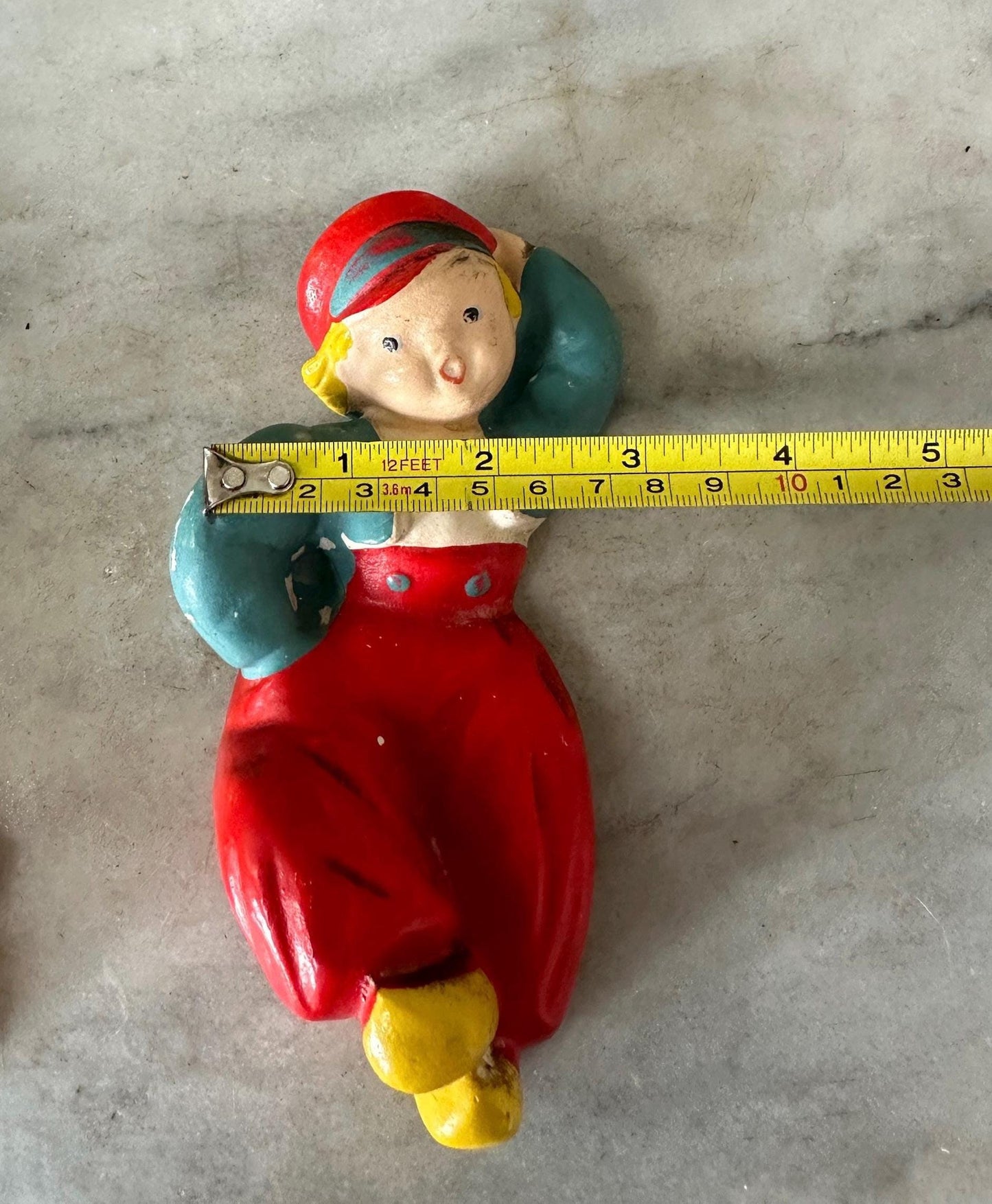 Vintage Chalkware Dancing Dutch boy & girl 1940-50's