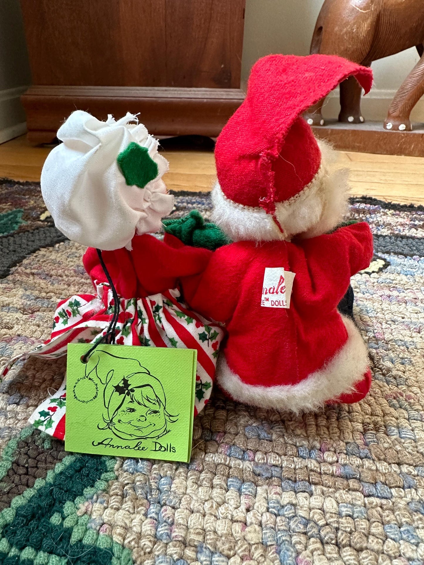Vintage 1963/80 Annalee Mobilitee Santa And Mrs Claus,  With Sack Bendable Christmas