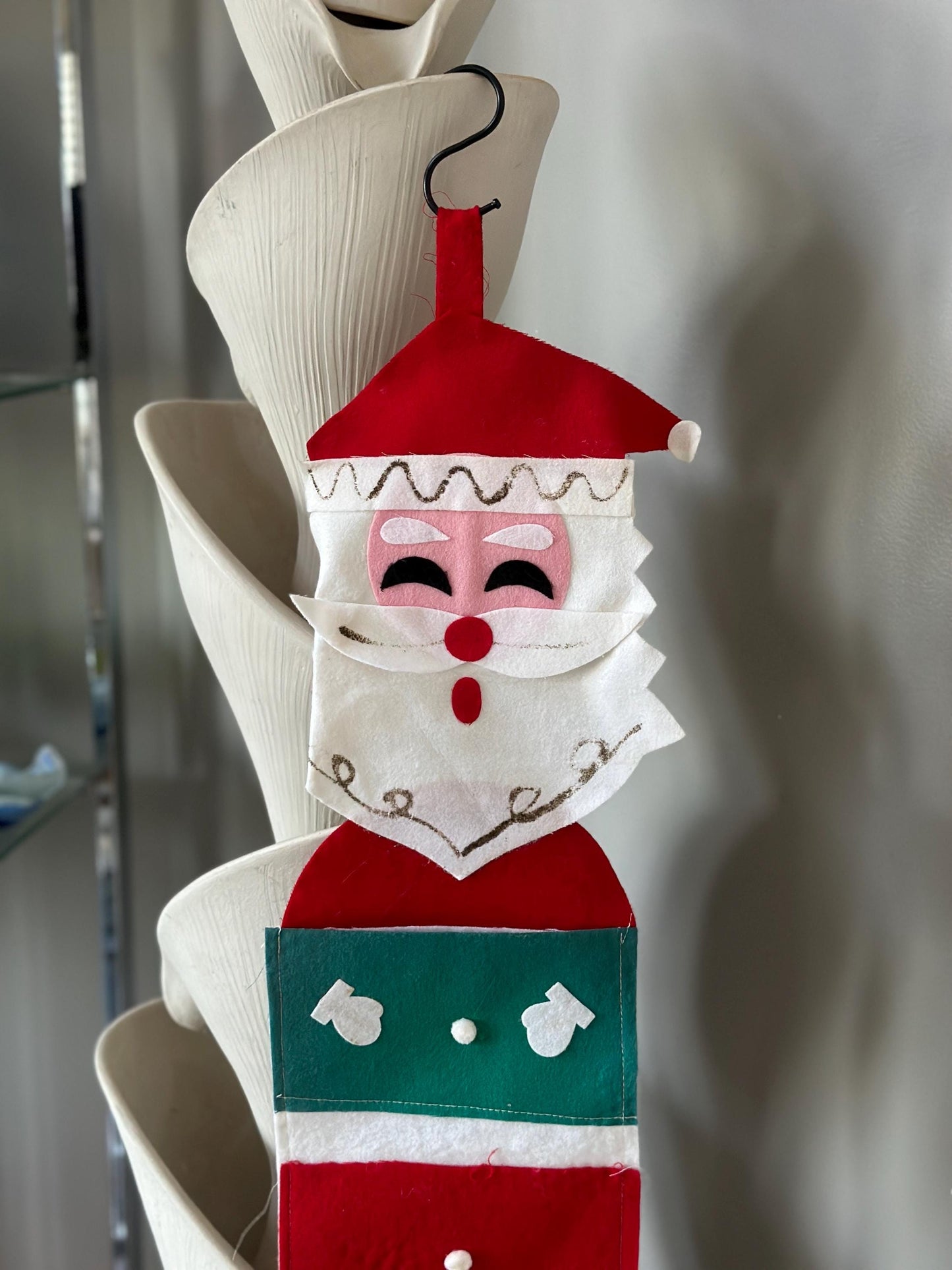 Vintage Felt Santa Card Holder: Retro Christmas Wall Hanging, Made in Japan, Christmas Kitsch