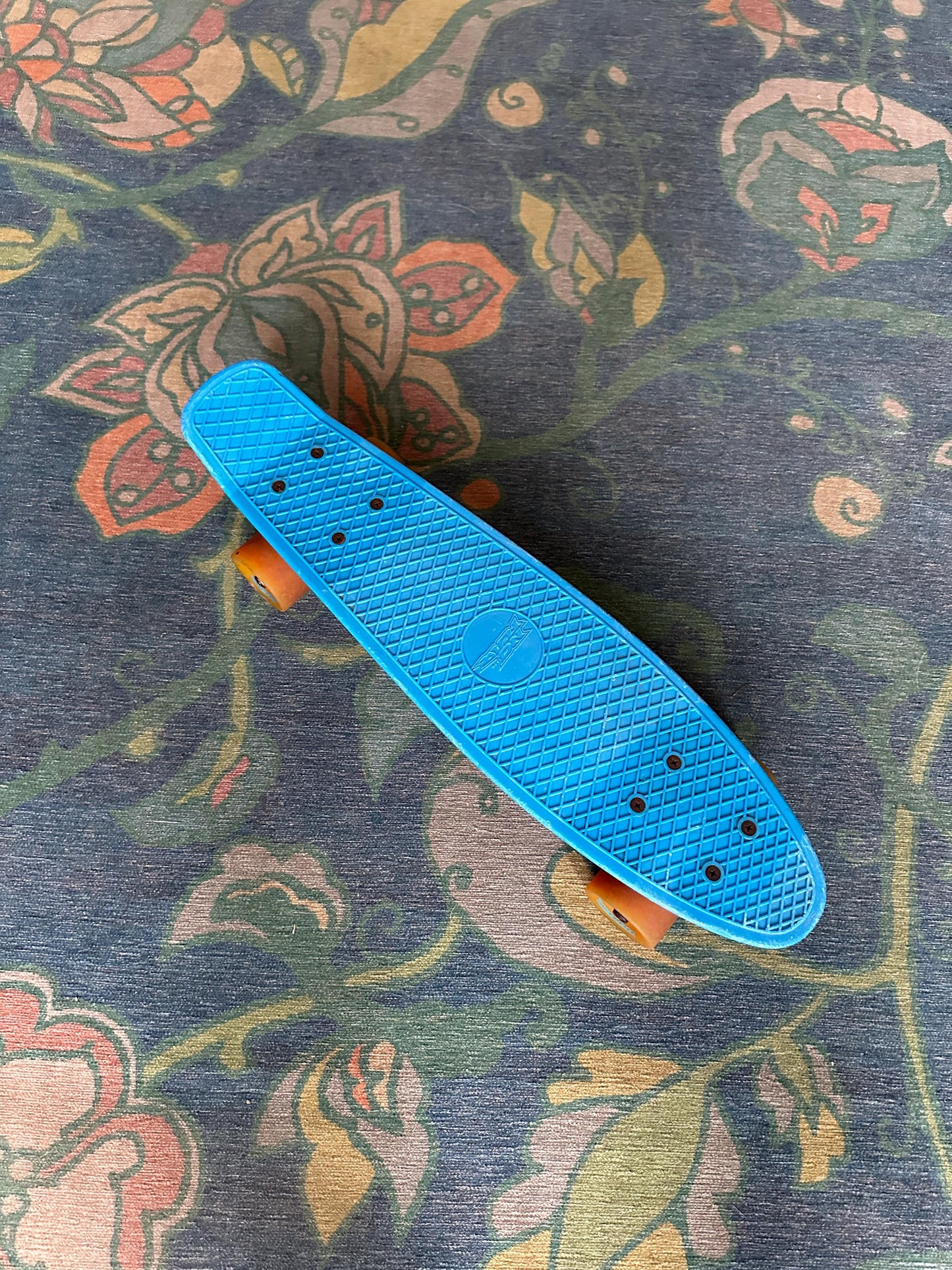 22” No Fear Penny Style Cruiser Skateboard Blue Deck Orange Wheels Orange Trucks