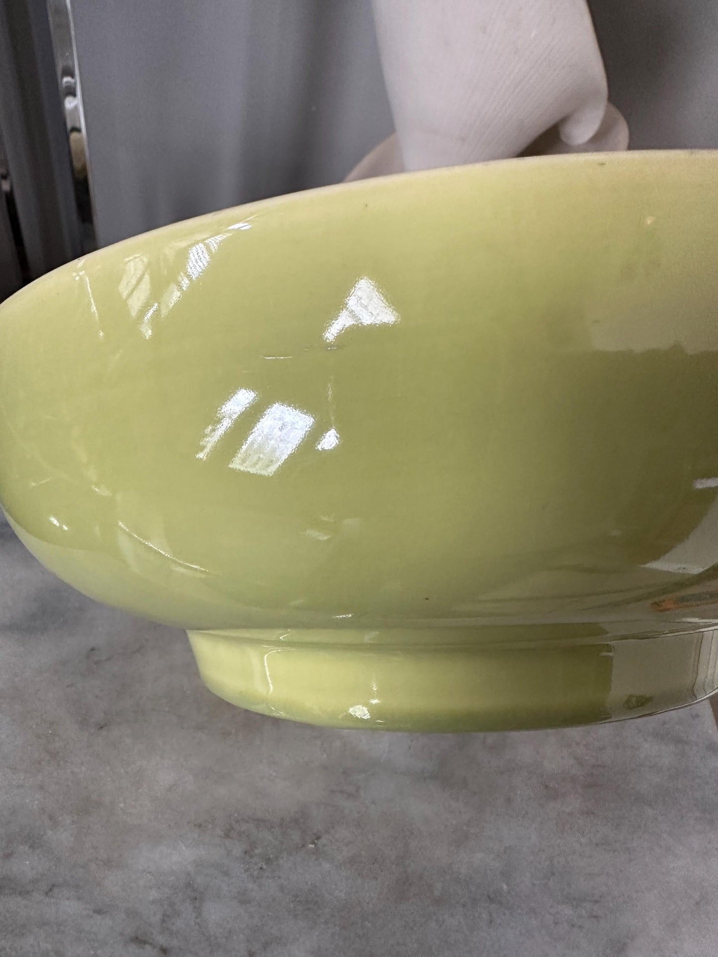 MCM Lime Green USA Pottery Pedestal Succulent Bowl Planter – 10” x 3.5”