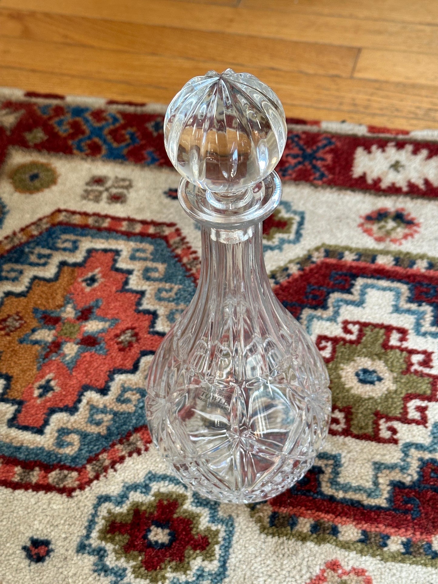 Vintage Towle 24% Lead Crystal Decanter with Stopper: Elegant Barware
