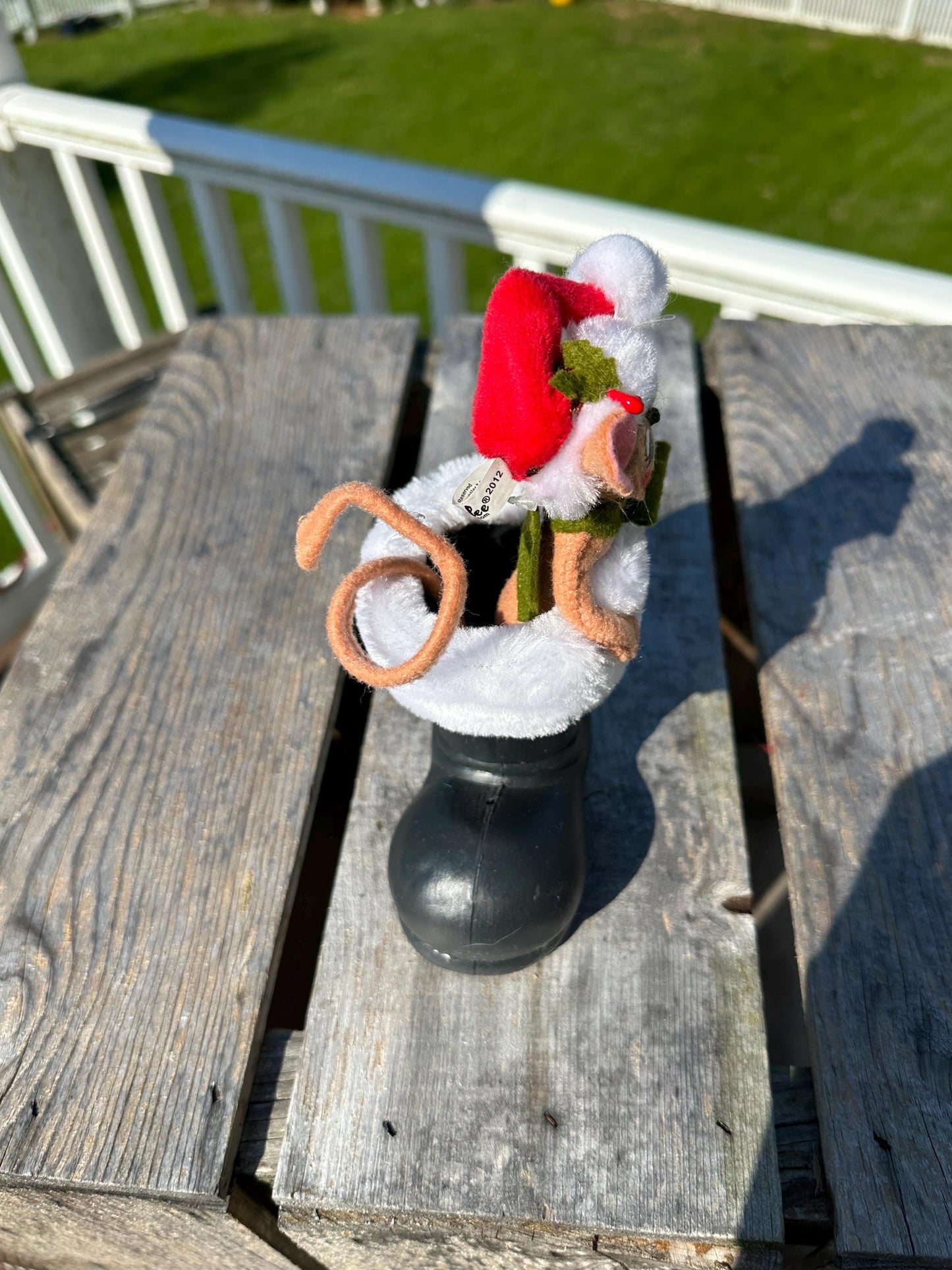 Annalee Christmas 5” Mouse In Santa Boot - Holiday Decor