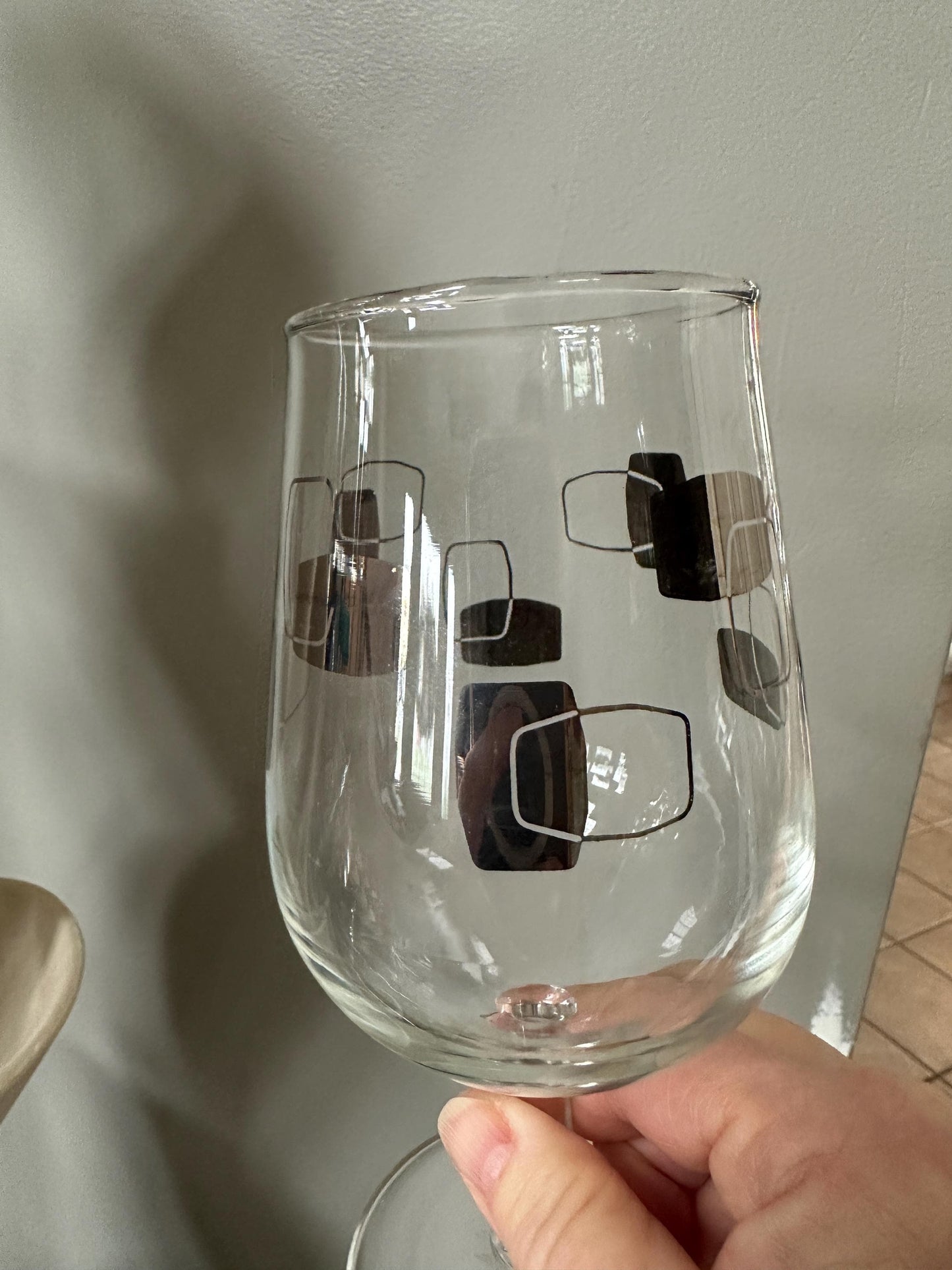 Vintage MCM Cocktail Barware – Set of 4 Wine Goblets w/ Silver Geometric Design | Mid-Century Modern Glassware