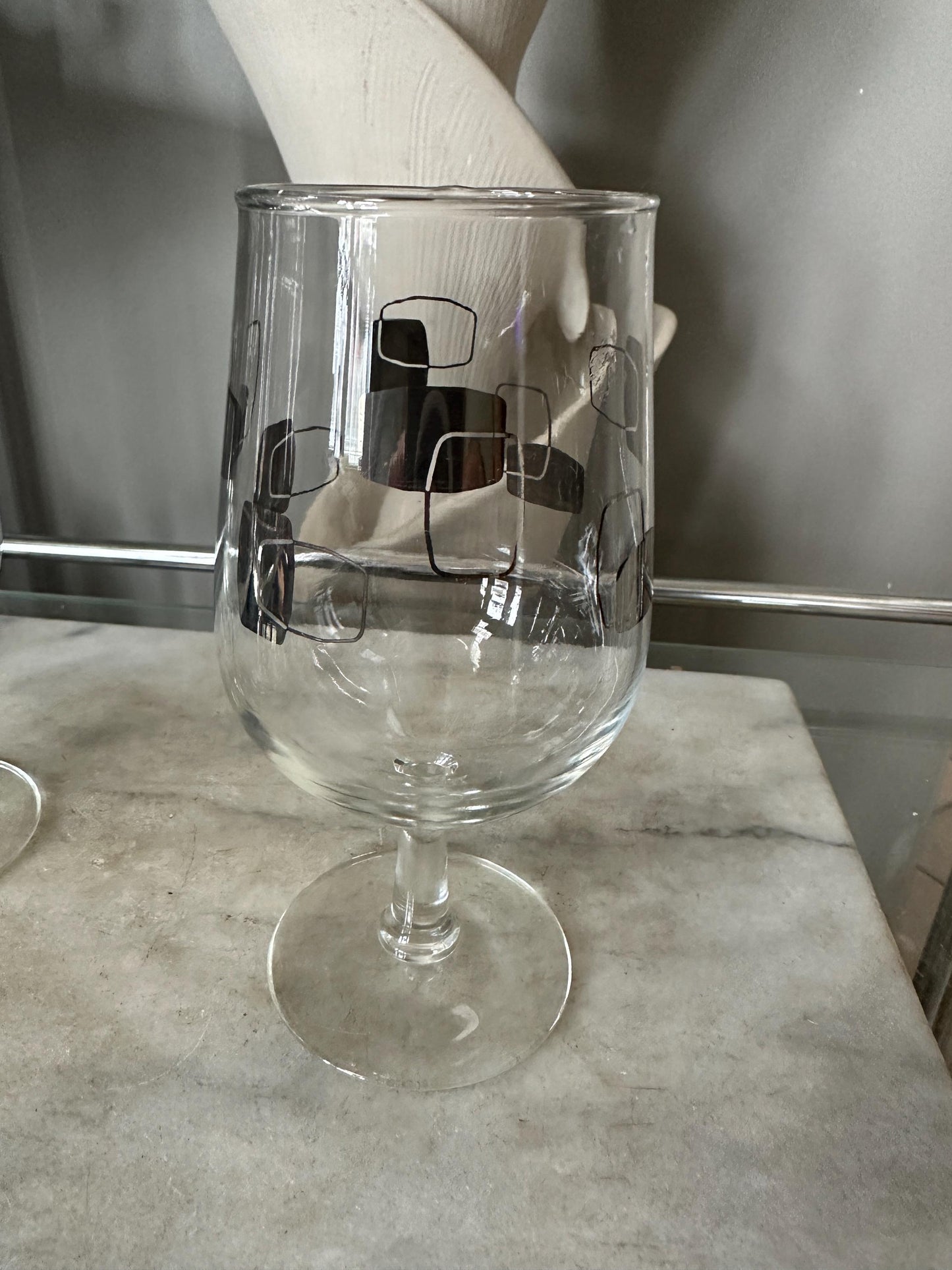 Vintage MCM Cocktail Barware – Set of 4 Wine Goblets w/ Silver Geometric Design | Mid-Century Modern Glassware