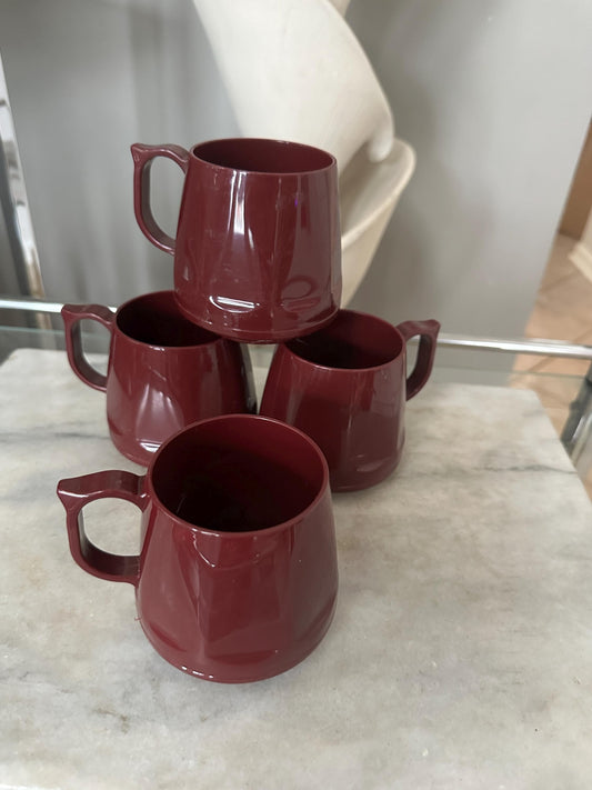 Vintage Maroon Dinex Stacking Cups – 1980s Retro Drinkware, Set of 4