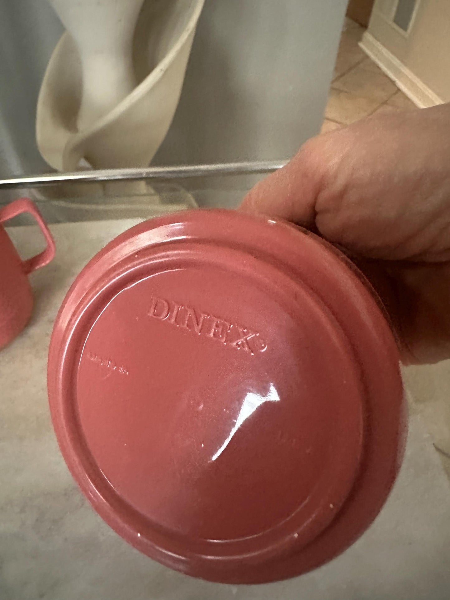 Vintage Dinex Stacking Mugs – Retro Mauve Plastic Cups, Set of 4